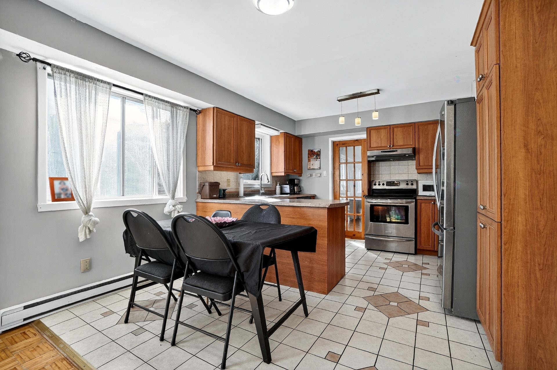 









19470


Boul. Elkas

,
Kirkland,




QC
H9J3L3

