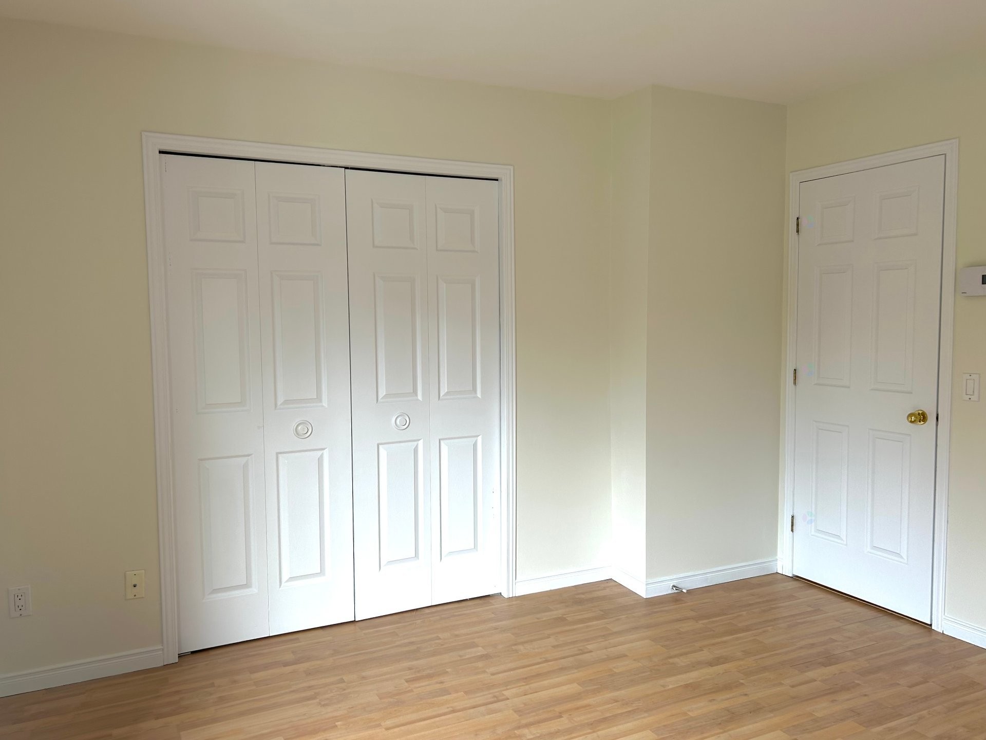 









457


Rue Bellevue

,
Magog,




QC
J1X5V7

