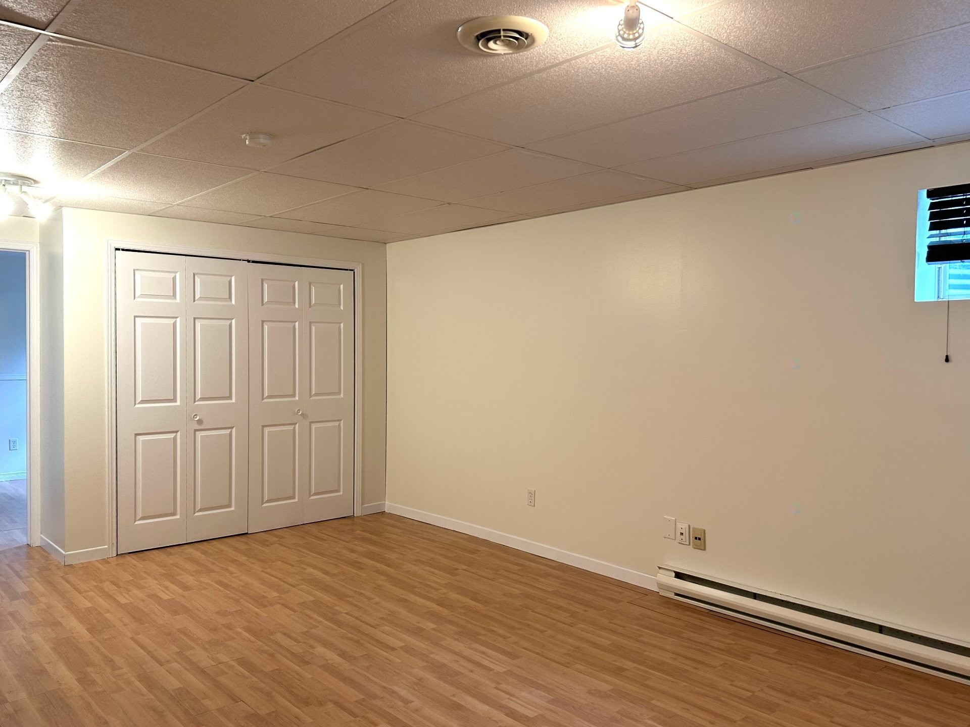 









457


Rue Bellevue

,
Magog,




QC
J1X5V7

