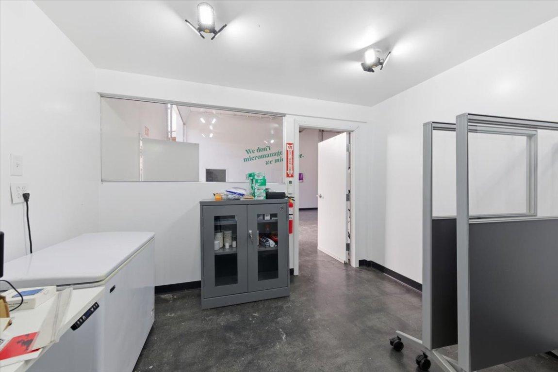 









6924 / 6926


Old Kamloops

Road,
Vernon,




BC
V1H 1W1

