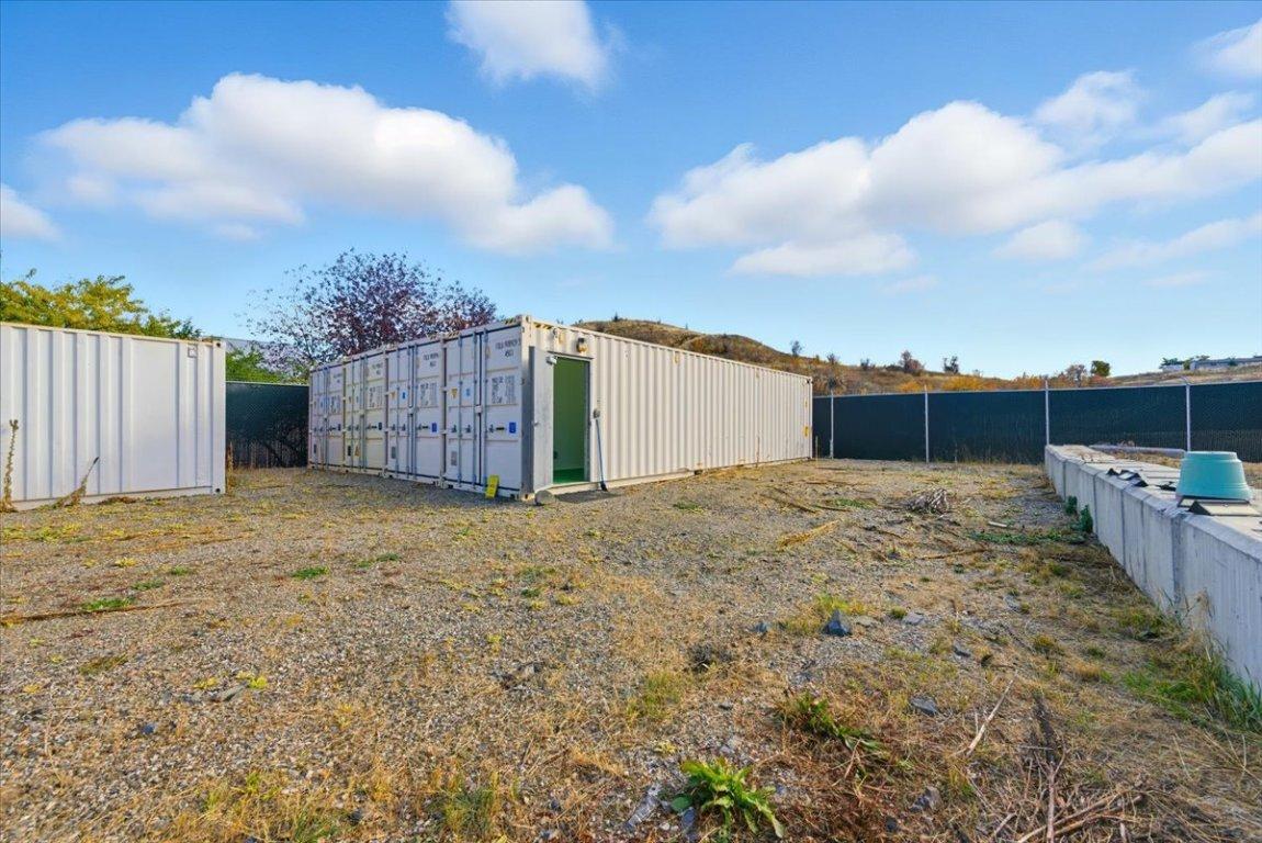 









6924 / 6926


Old Kamloops

Road,
Vernon,




BC
V1H 1W1

