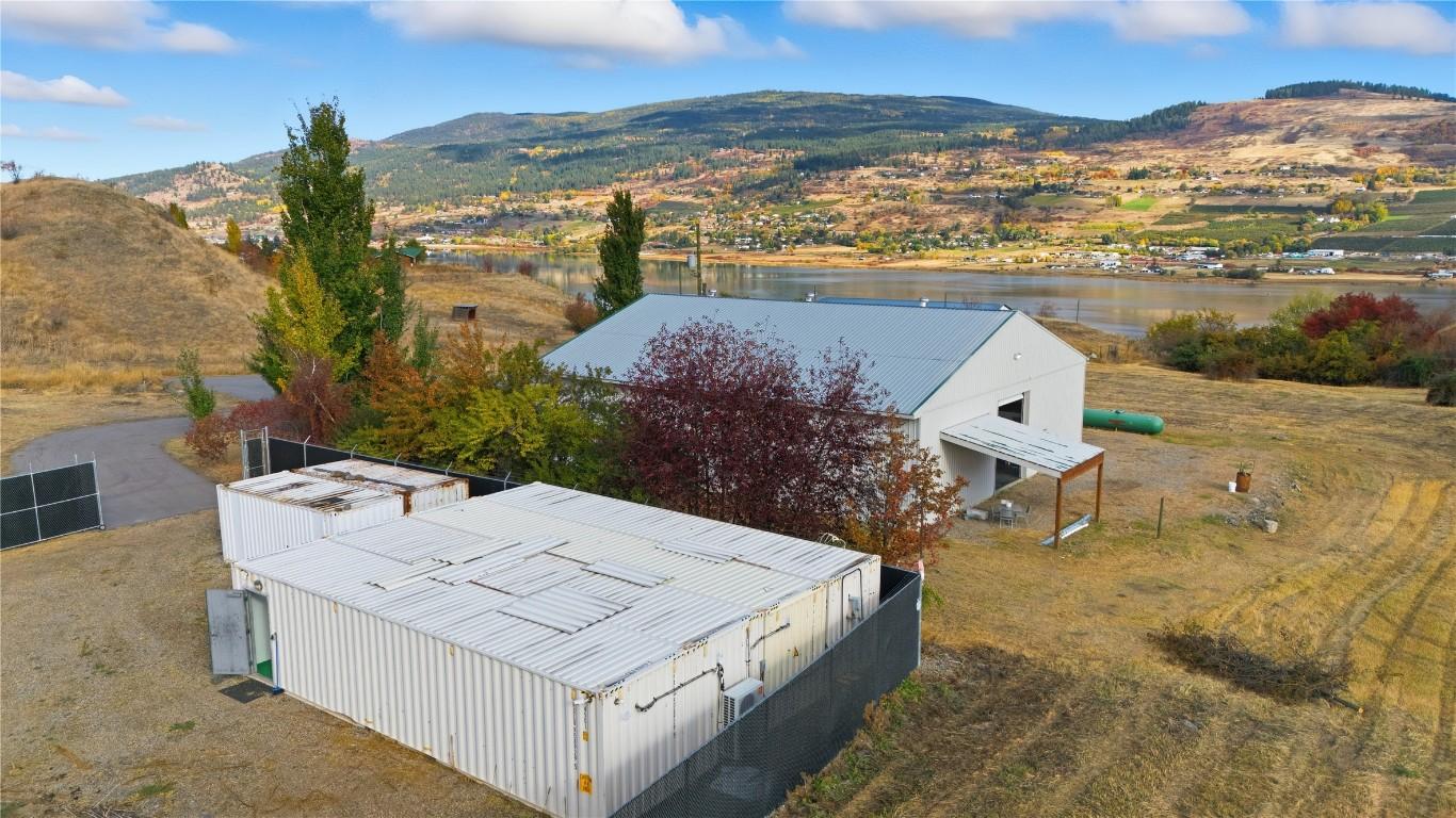 









6924 / 6926


Old Kamloops

Road,
Vernon,




BC
V1H 1W1

