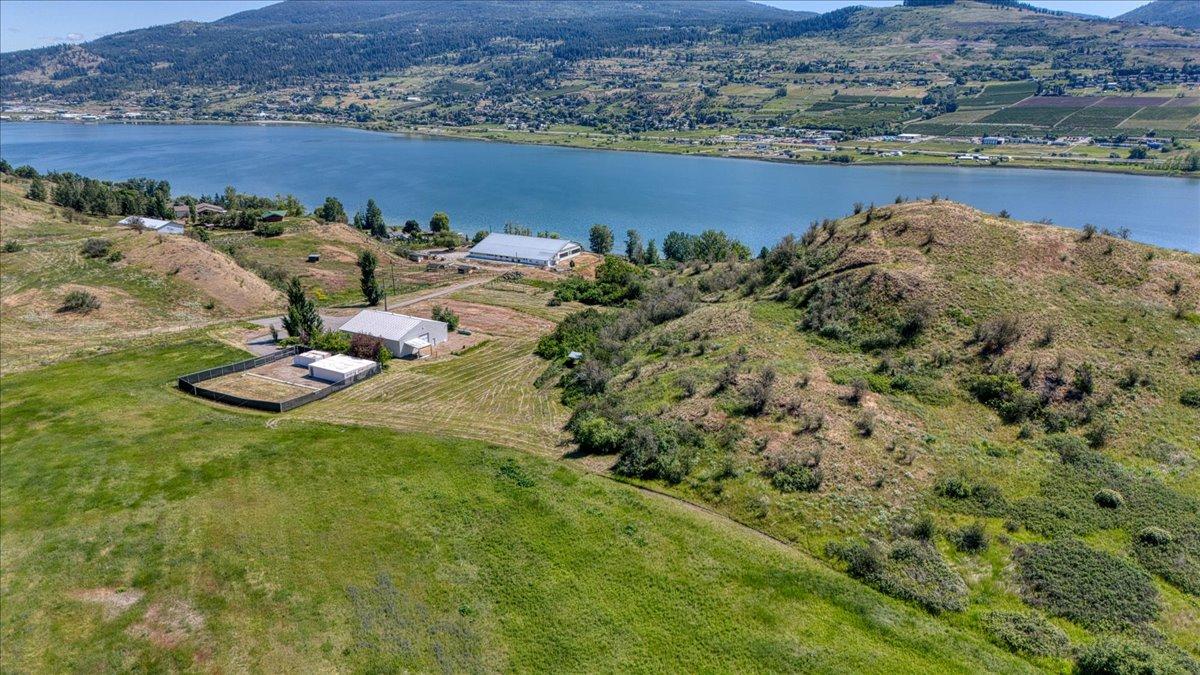 









6924 / 6926


Old Kamloops

Road,
Vernon,




BC
V1H 1W1

