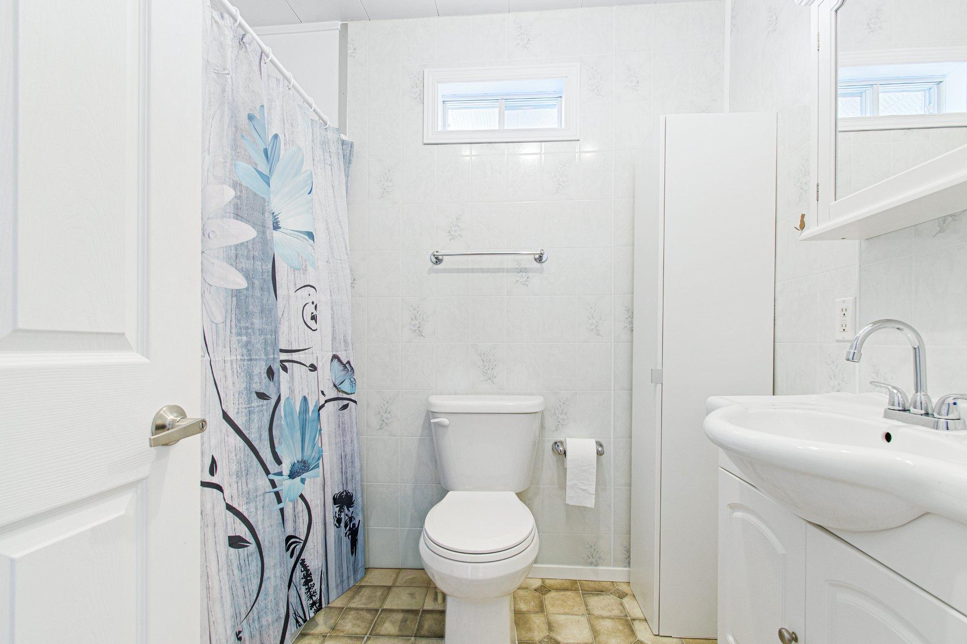 









4


Rue Louis-Seize

,
Brownsburg-Chatham,




QC
J8G2K8

