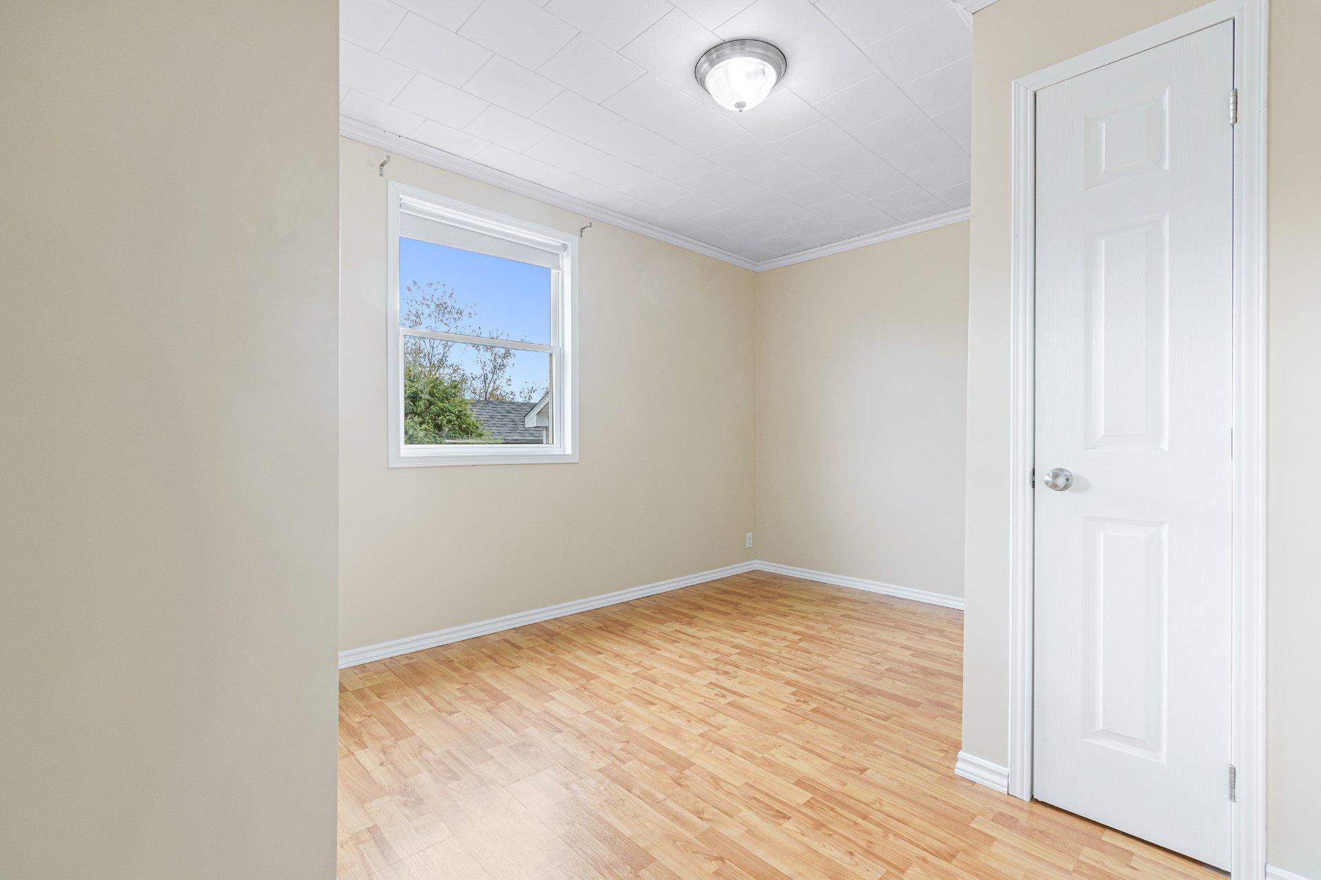 









4


Rue Louis-Seize

,
Brownsburg-Chatham,




QC
J8G2K8

