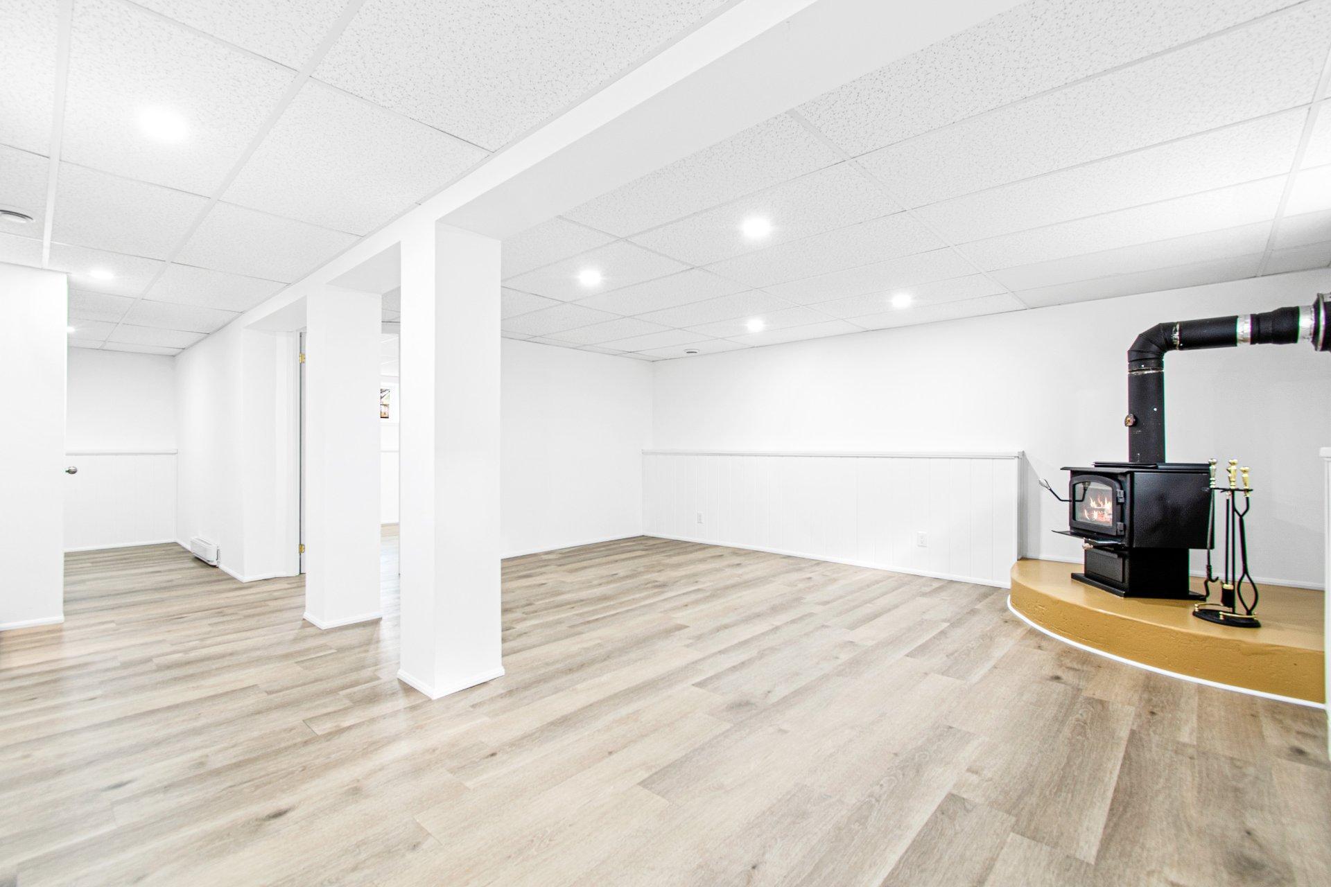 









4


Rue Louis-Seize

,
Brownsburg-Chatham,




QC
J8G2K8

