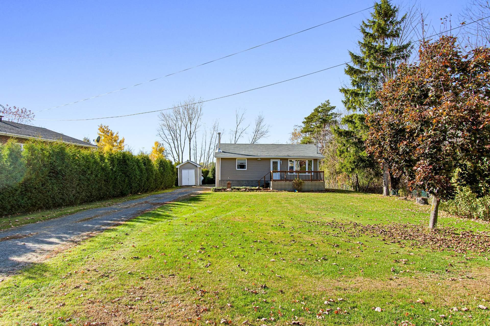 









4


Rue Louis-Seize

,
Brownsburg-Chatham,




QC
J8G2K8

