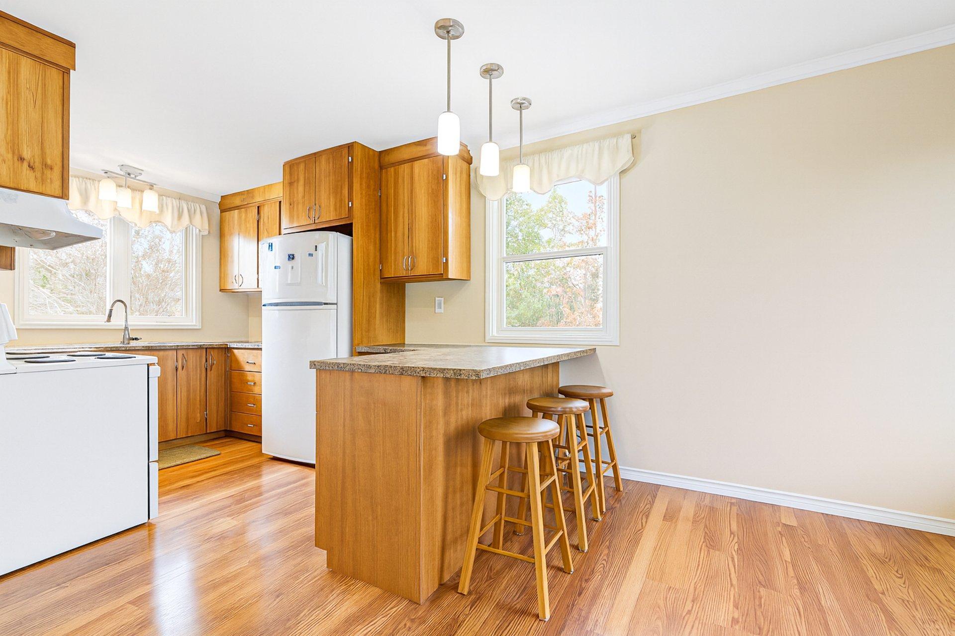 









4


Rue Louis-Seize

,
Brownsburg-Chatham,




QC
J8G2K8

