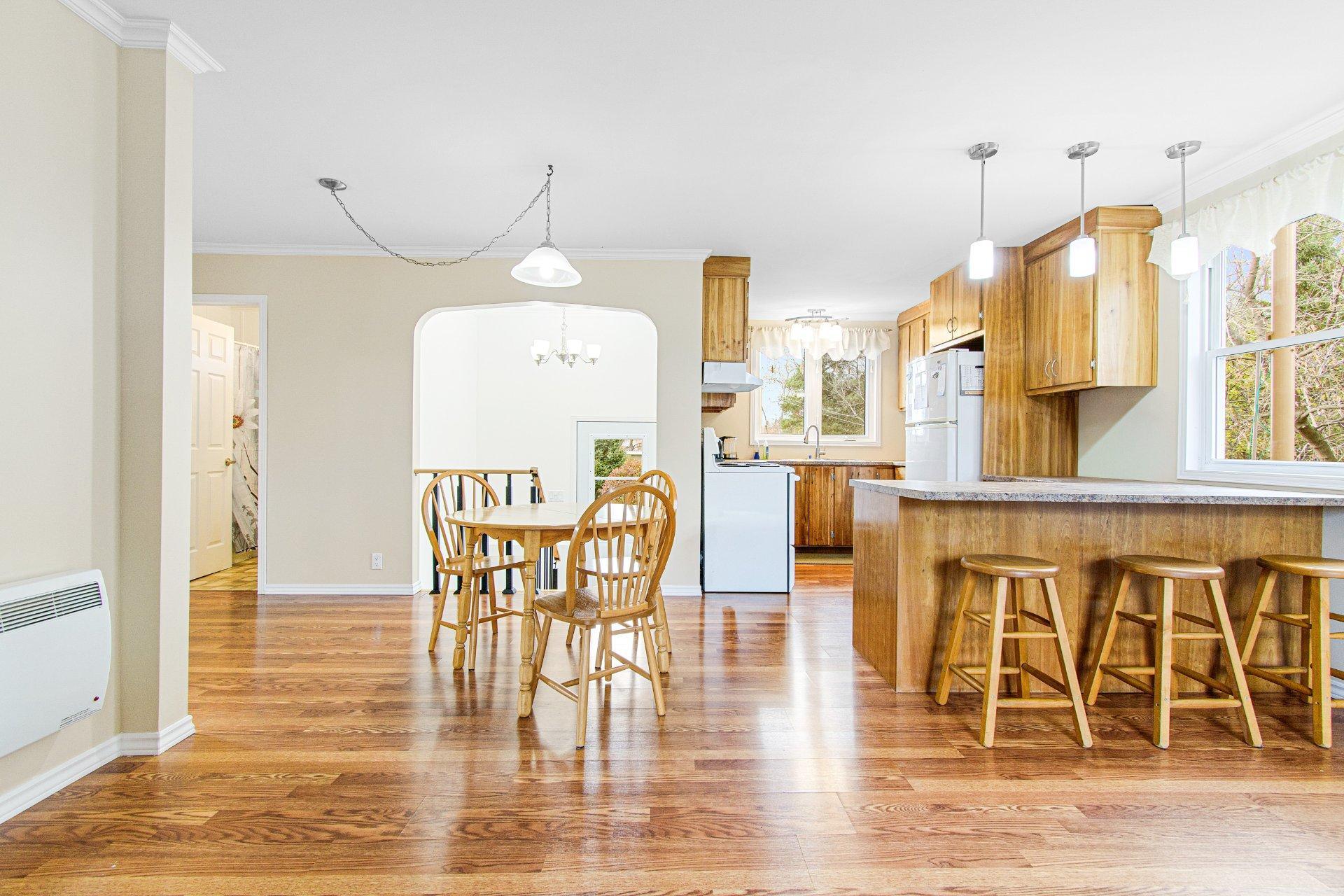 









4


Rue Louis-Seize

,
Brownsburg-Chatham,




QC
J8G2K8

