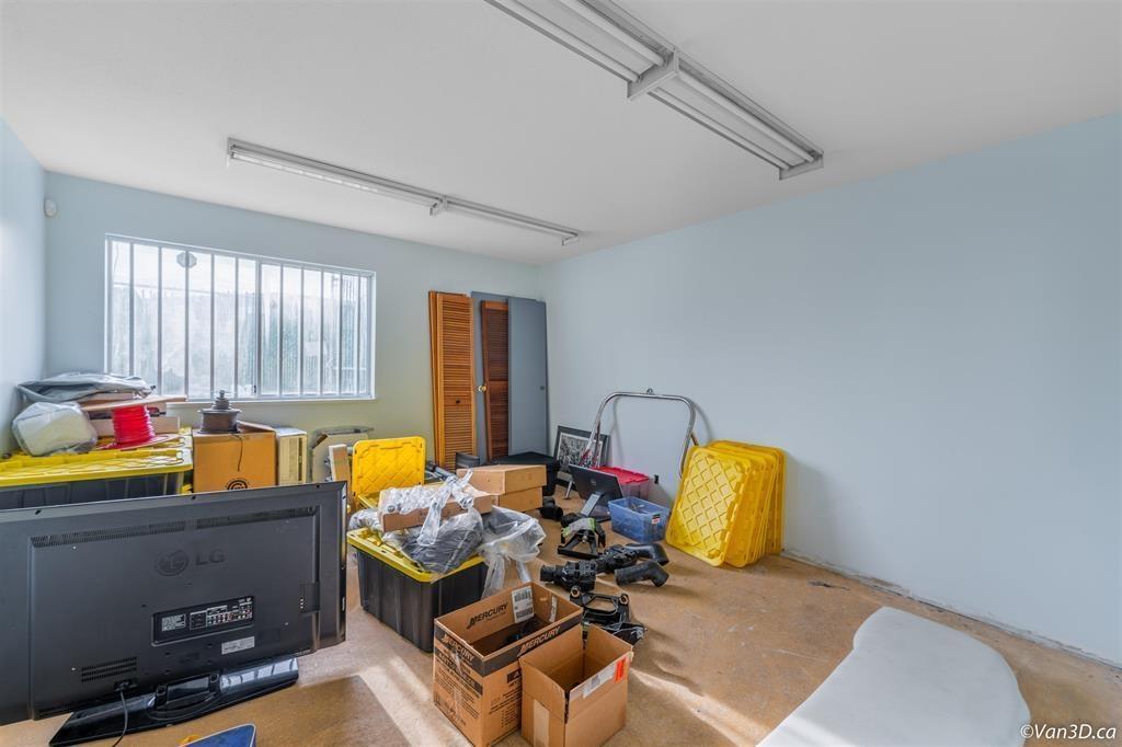 












6455 148 STREET

,
Surrey,




British Columbia
V3S3C5

