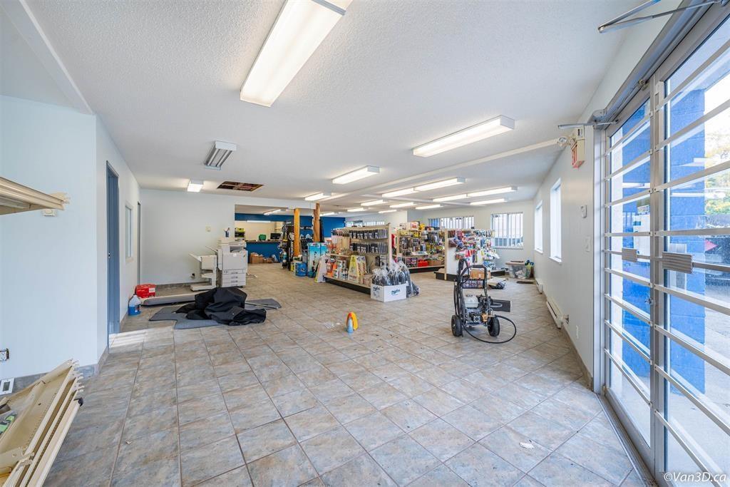 












6455 148 STREET

,
Surrey,




British Columbia
V3S3C5

