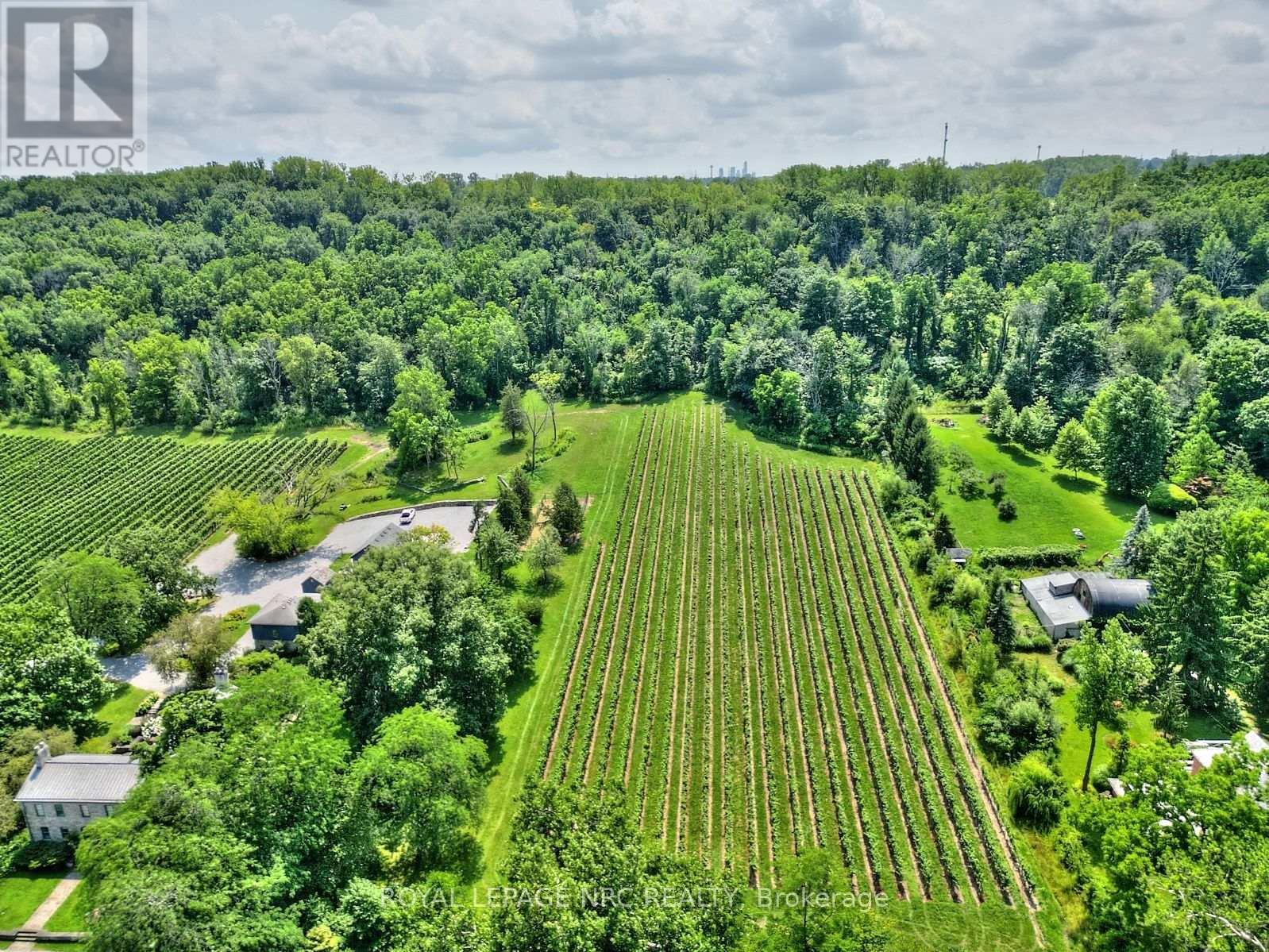 












1750 YORK ROAD

,
Niagara-on-the-Lake (Queenston),




Ontario
L0S1J0

