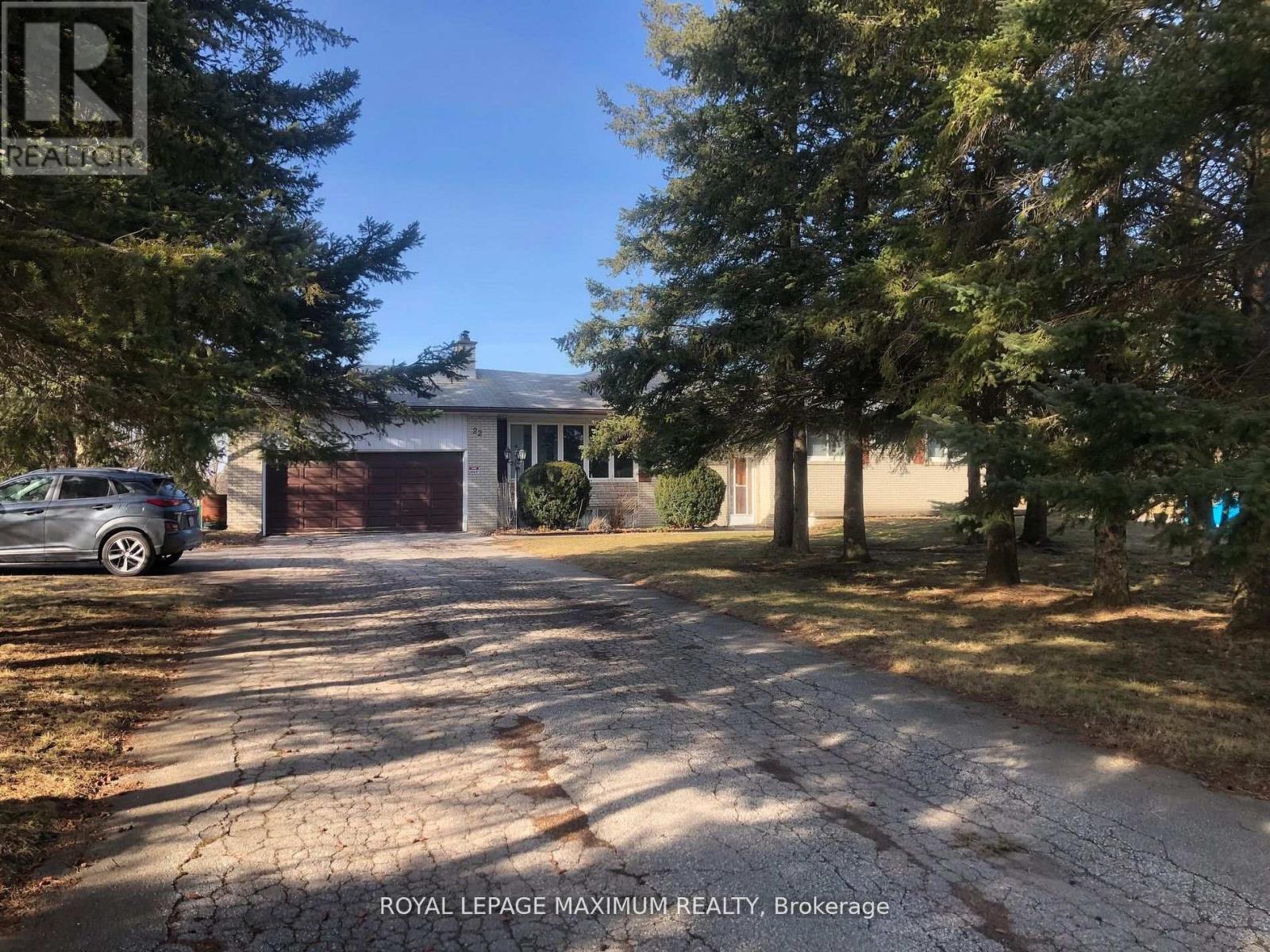 












22 DIANA DRIVE

,
King,




Ontario
L0G1N0

