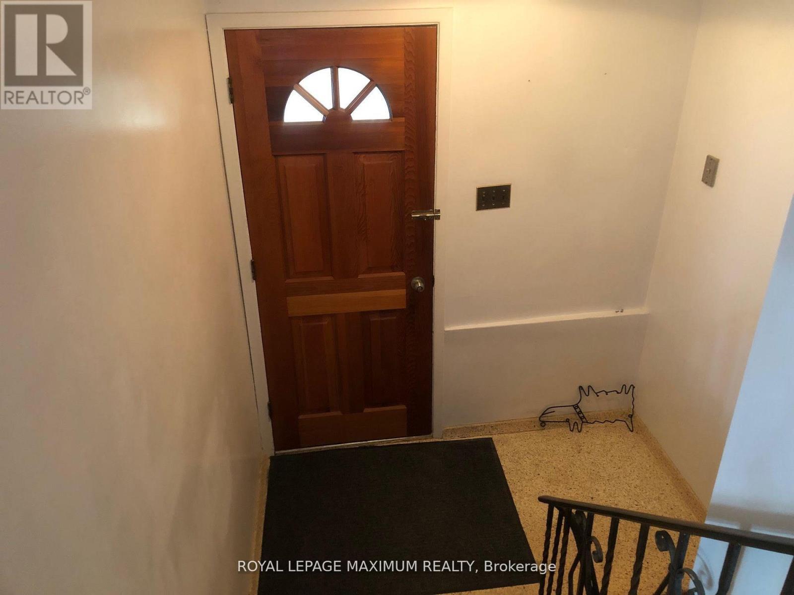 












22 DIANA DRIVE

,
King,




Ontario
L0G1N0

