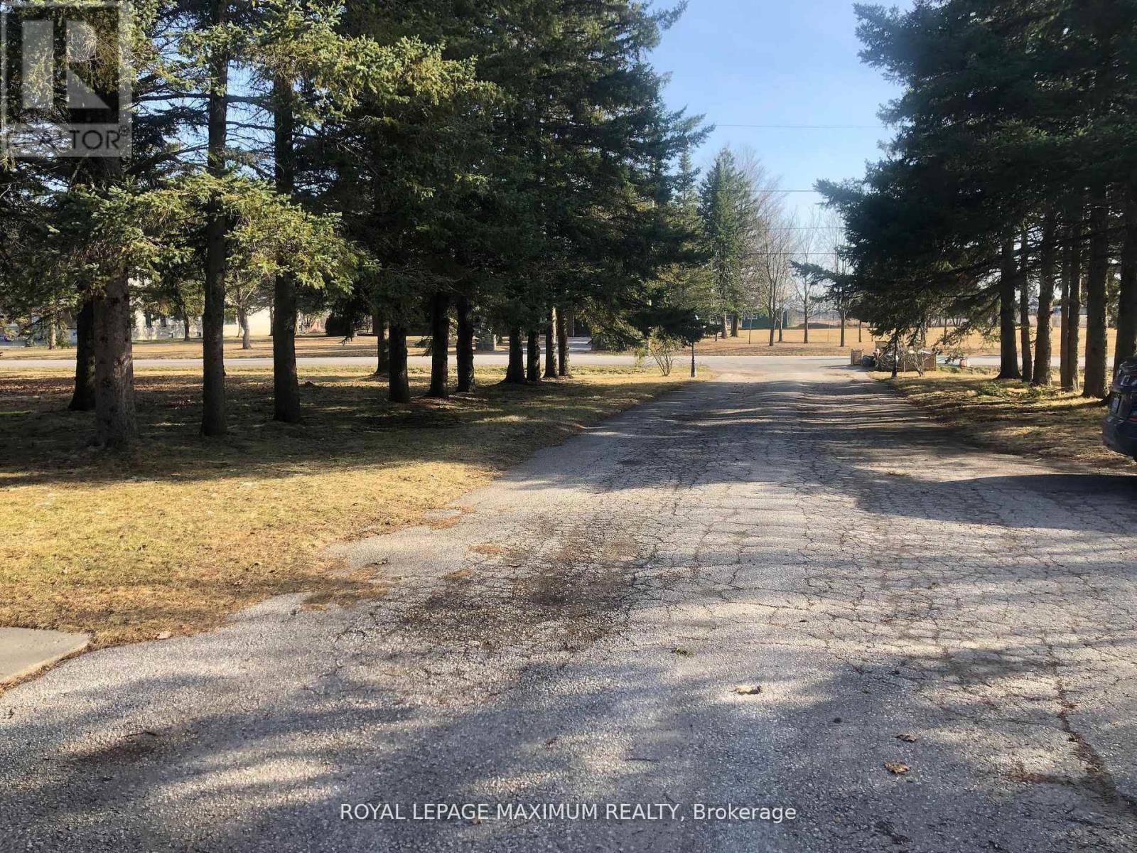 












22 DIANA DRIVE

,
King,




Ontario
L0G1N0

