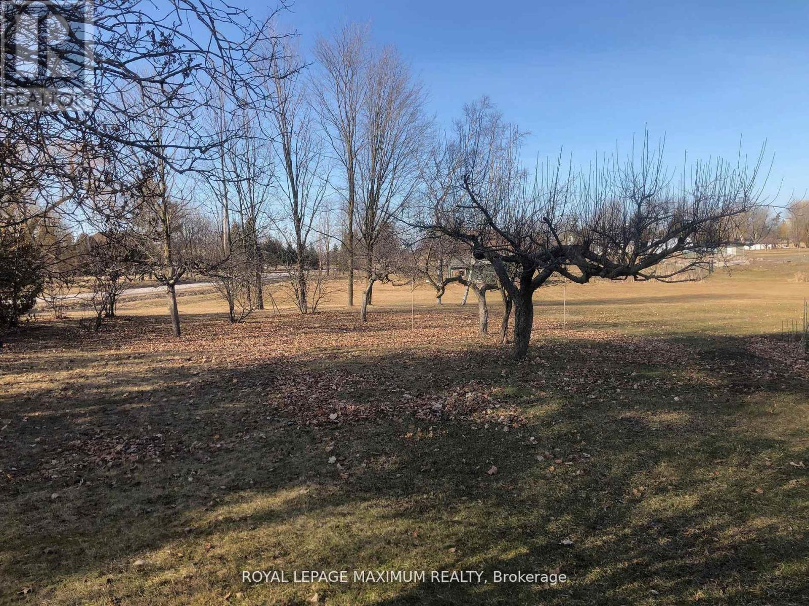 












22 DIANA DRIVE

,
King,




Ontario
L0G1N0

