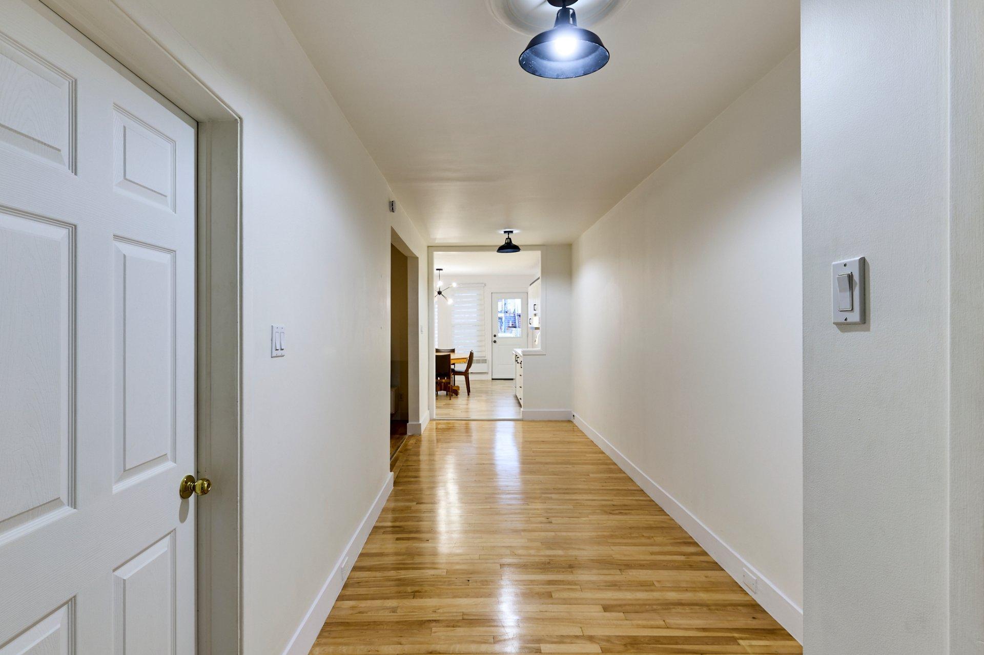 









974


Rue Ste-Ursule

,
Trois-Rivières,




QC
G9A1P1

