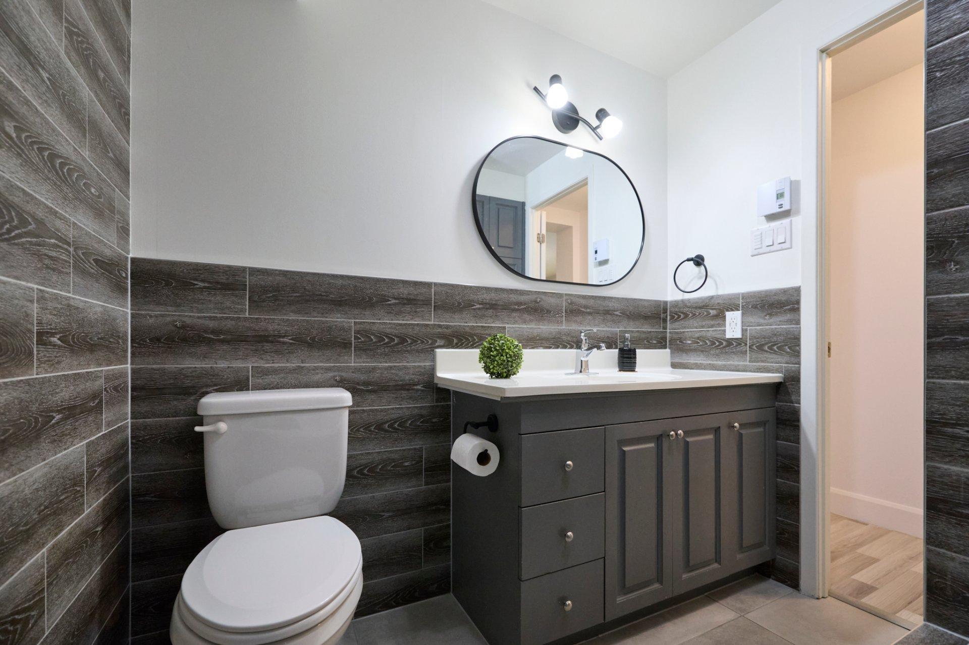 









974


Rue Ste-Ursule

,
Trois-Rivières,




QC
G9A1P1

