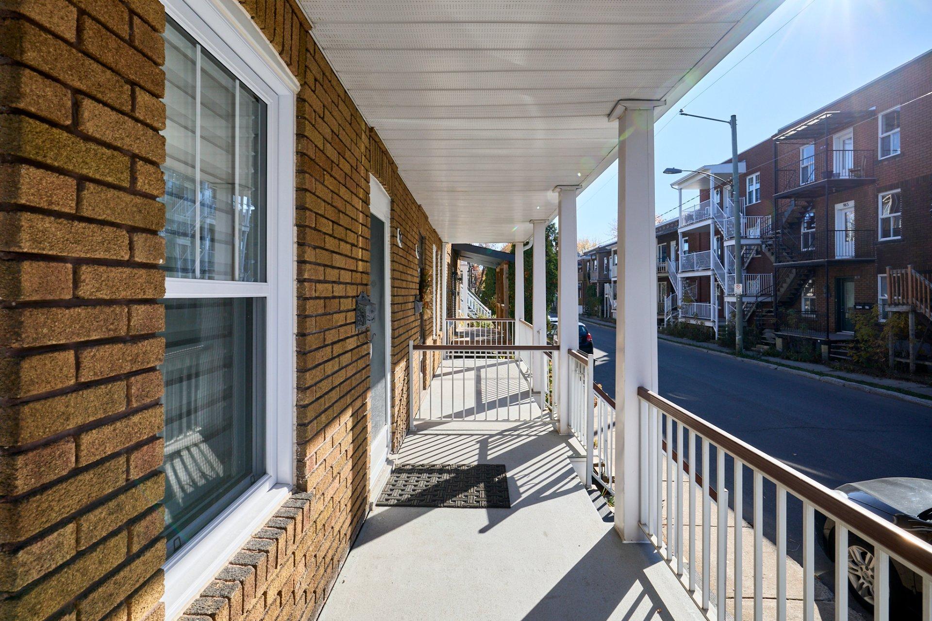 









974


Rue Ste-Ursule

,
Trois-Rivières,




QC
G9A1P1

