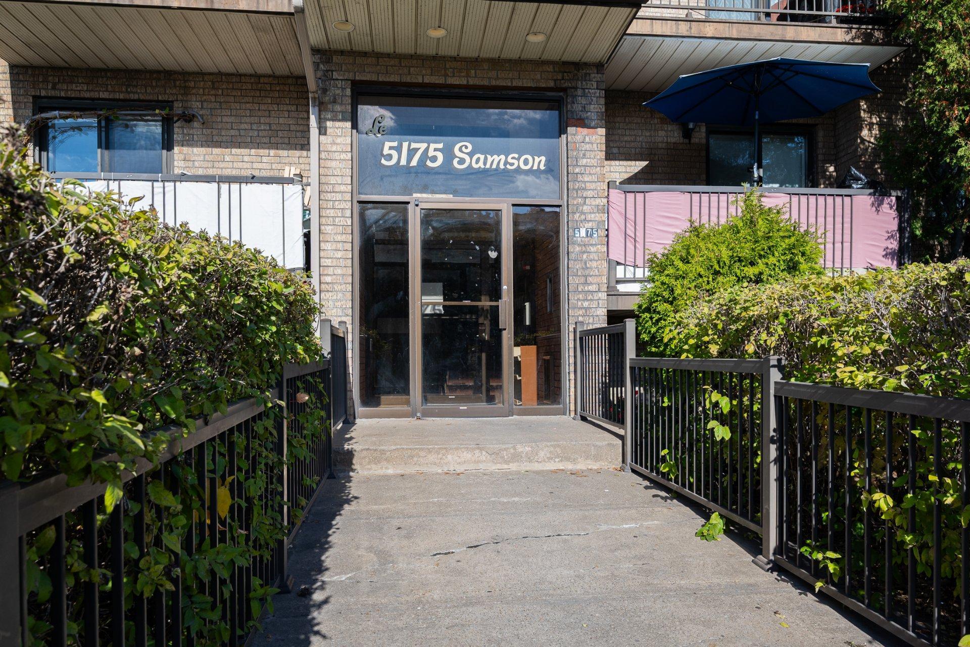 









5175


Boul. Samson

, 302,
Laval (Chomedey),




QC
H7W2J2

