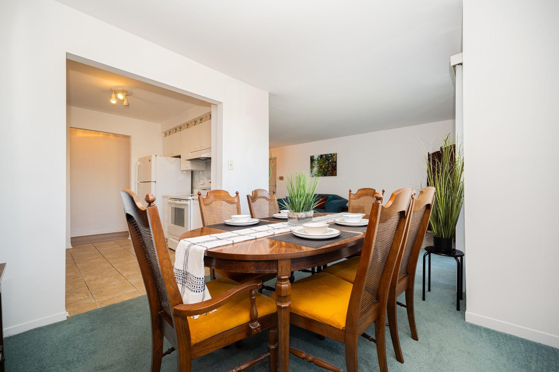 









5175


Boul. Samson

, 302,
Laval (Chomedey),




QC
H7W2J2

