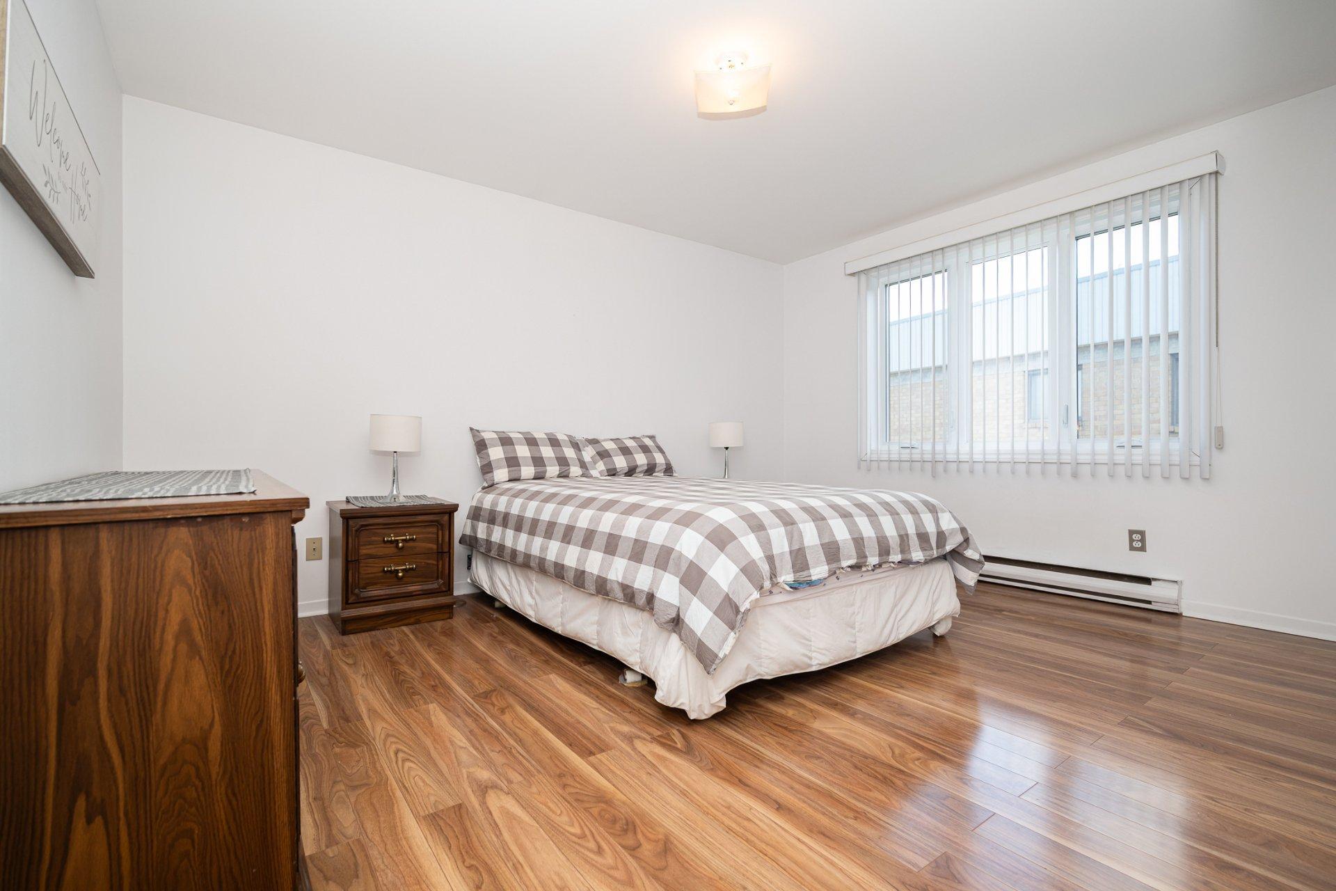 









5175


Boul. Samson

, 302,
Laval (Chomedey),




QC
H7W2J2

