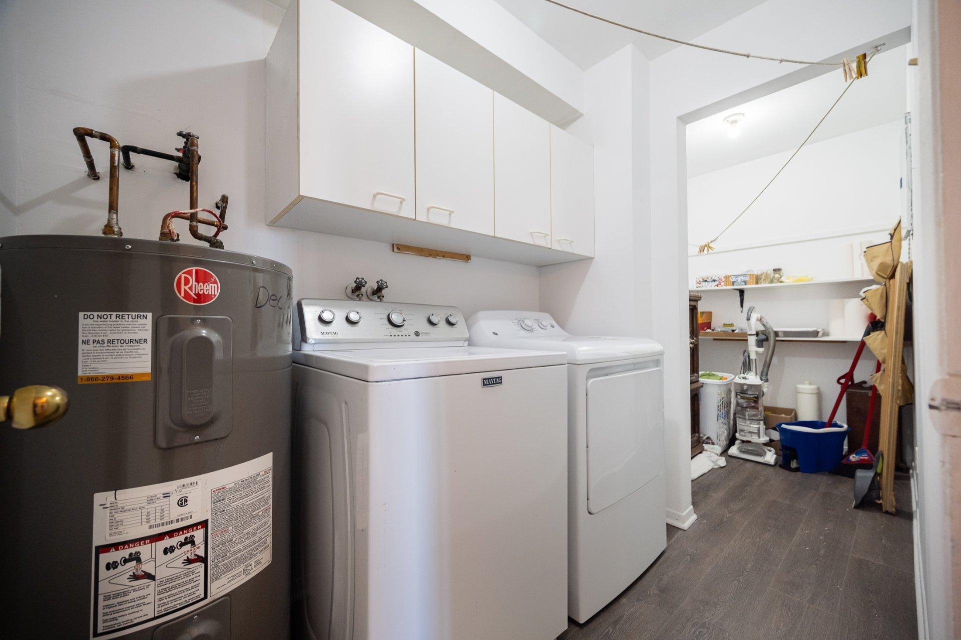 









5175


Boul. Samson

, 302,
Laval (Chomedey),




QC
H7W2J2

