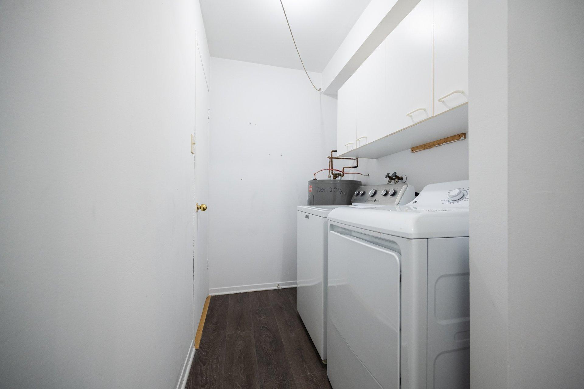 









5175


Boul. Samson

, 302,
Laval (Chomedey),




QC
H7W2J2

