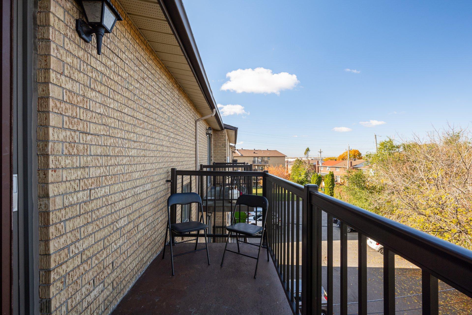 









5175


Boul. Samson

, 302,
Laval (Chomedey),




QC
H7W2J2

