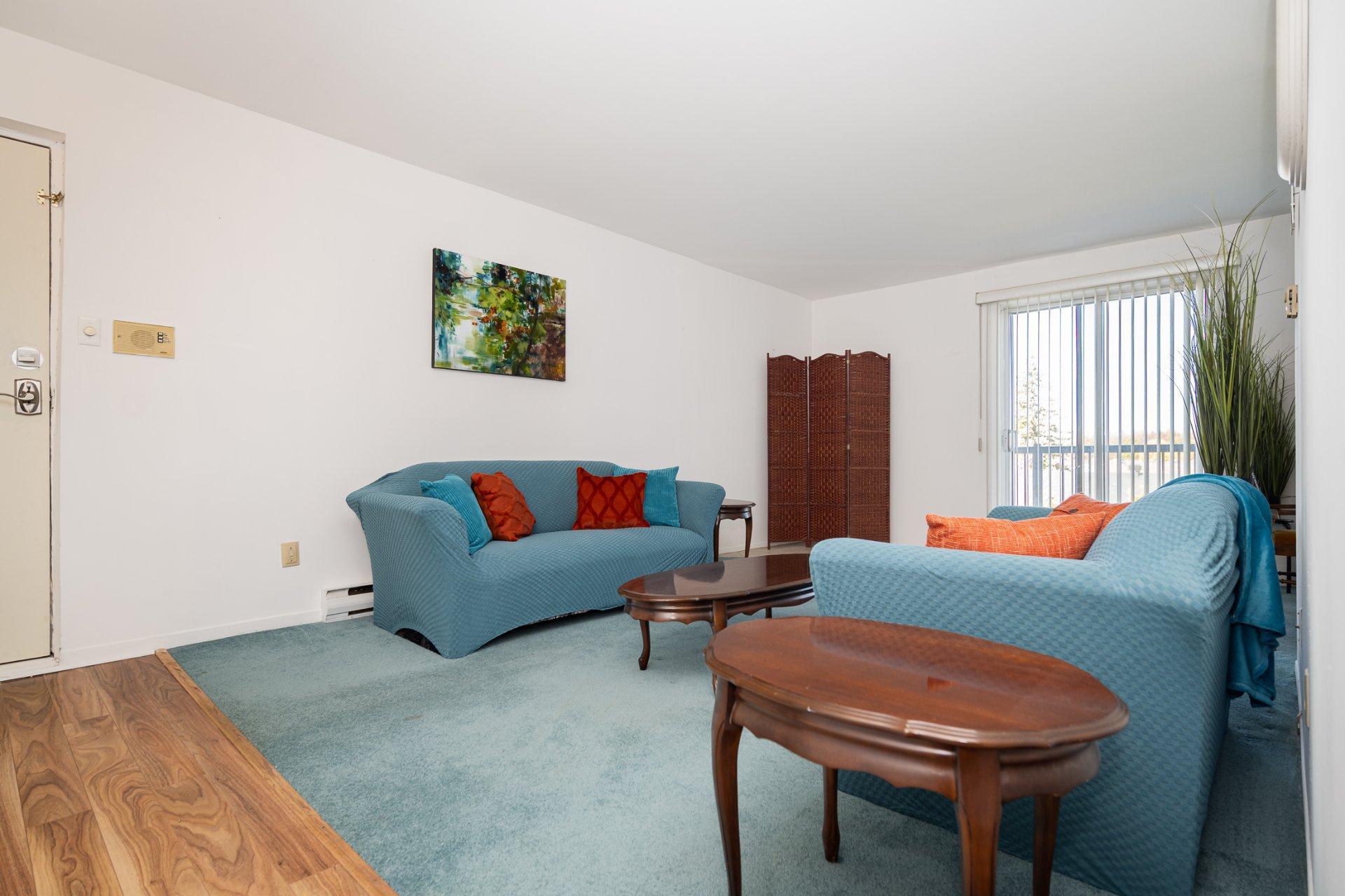 









5175


Boul. Samson

, 302,
Laval (Chomedey),




QC
H7W2J2

