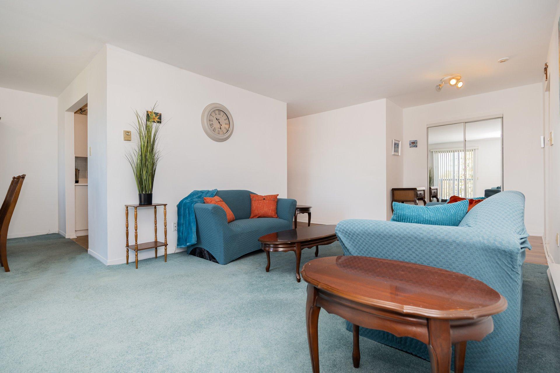 









5175


Boul. Samson

, 302,
Laval (Chomedey),




QC
H7W2J2

