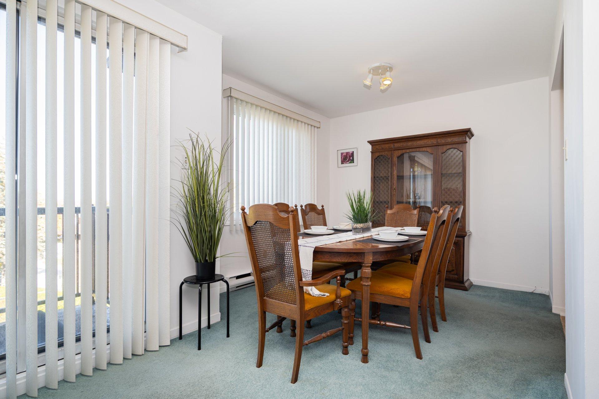 









5175


Boul. Samson

, 302,
Laval (Chomedey),




QC
H7W2J2

