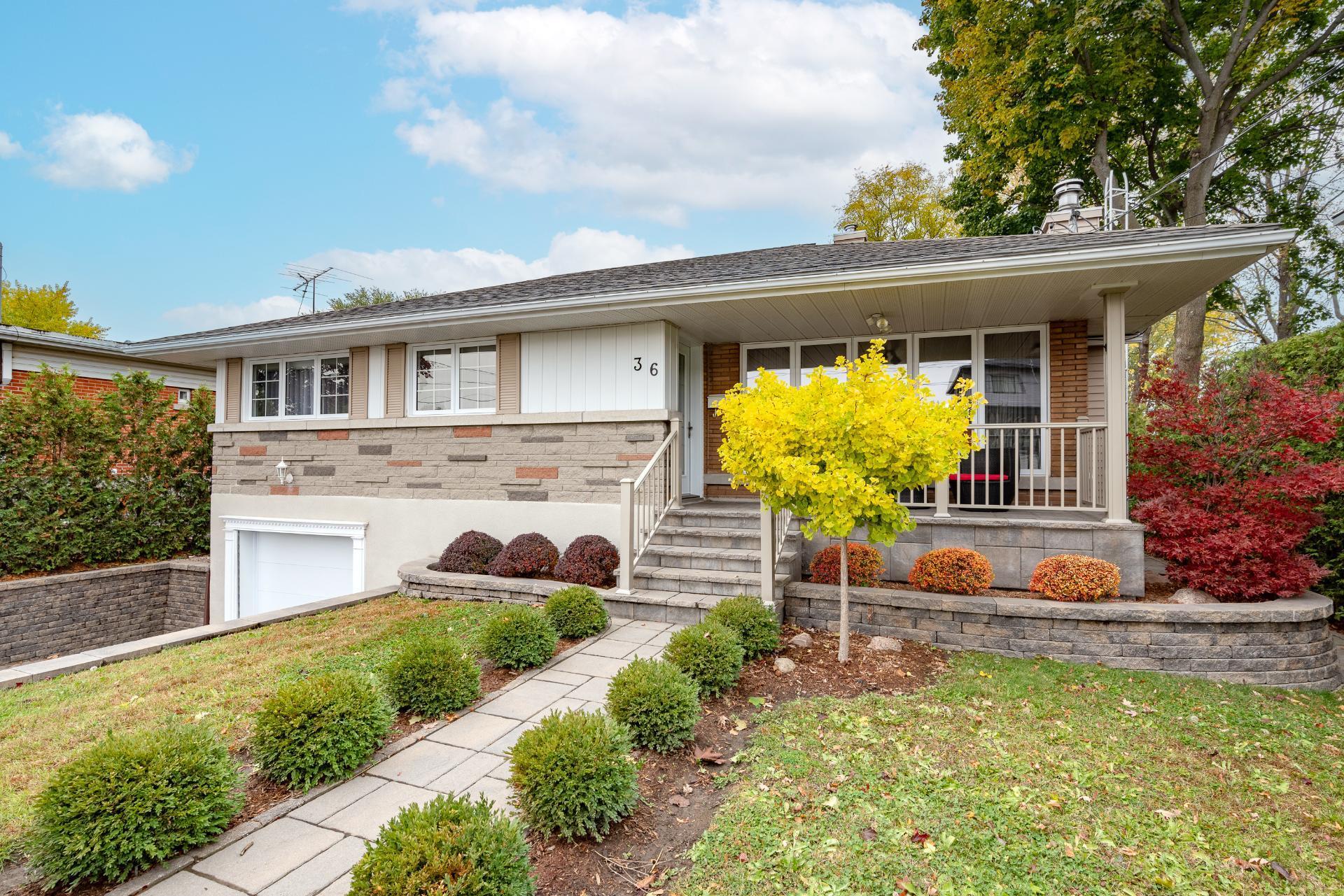 









36


Rue du Collège

,
Delson,




QC
J5B2B7

