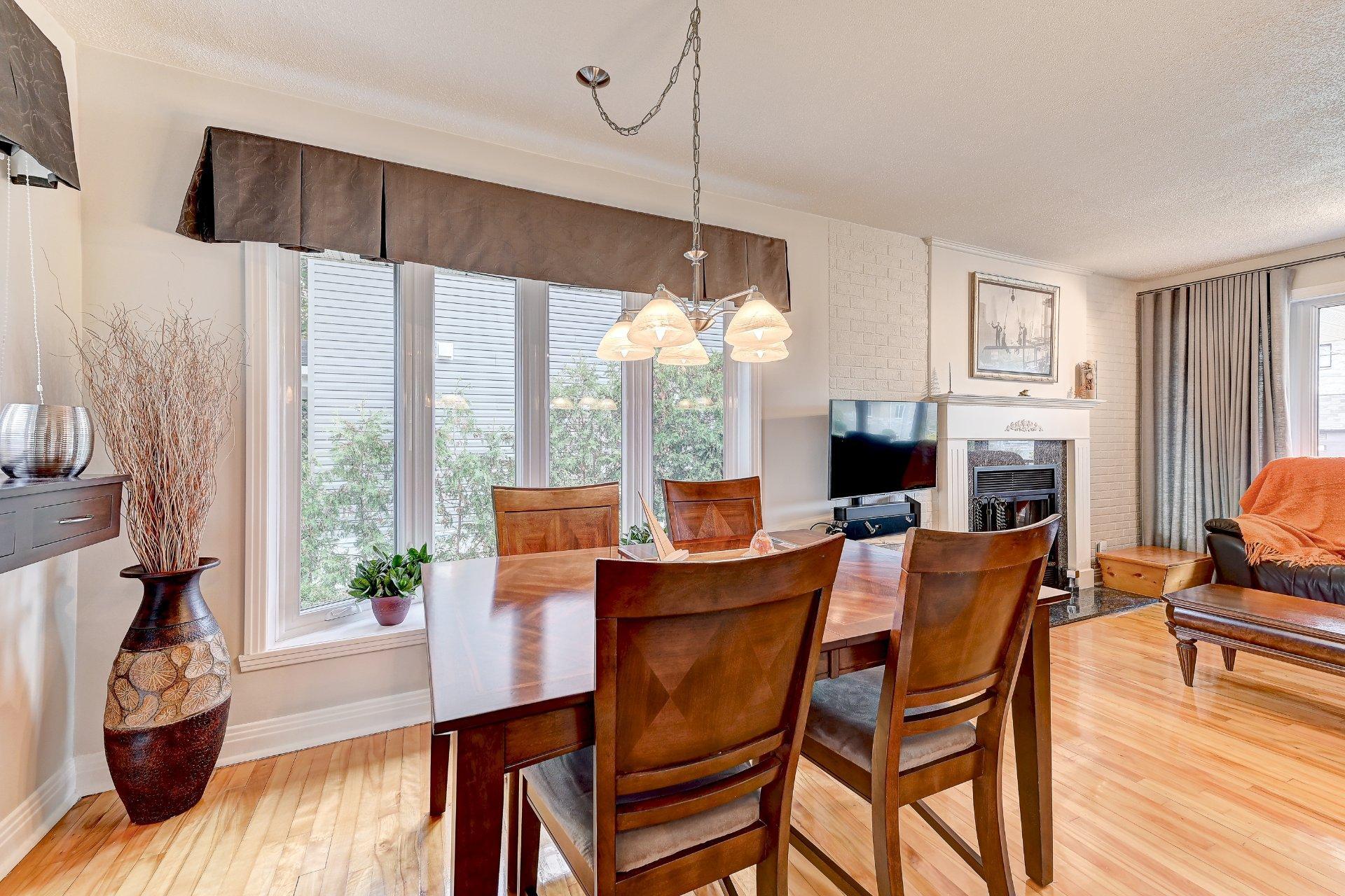 









36


Rue du Collège

,
Delson,




QC
J5B2B7

