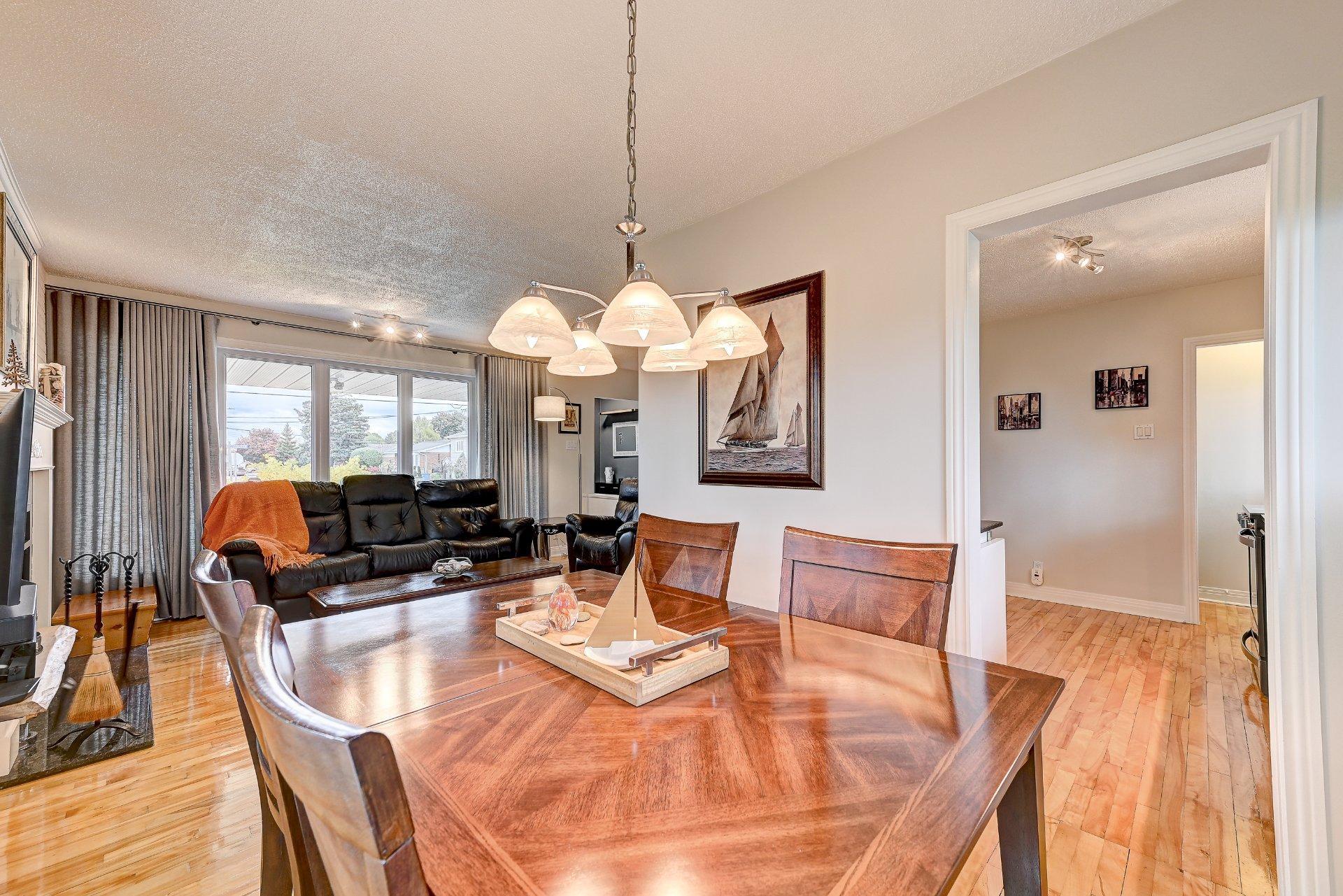 









36


Rue du Collège

,
Delson,




QC
J5B2B7

