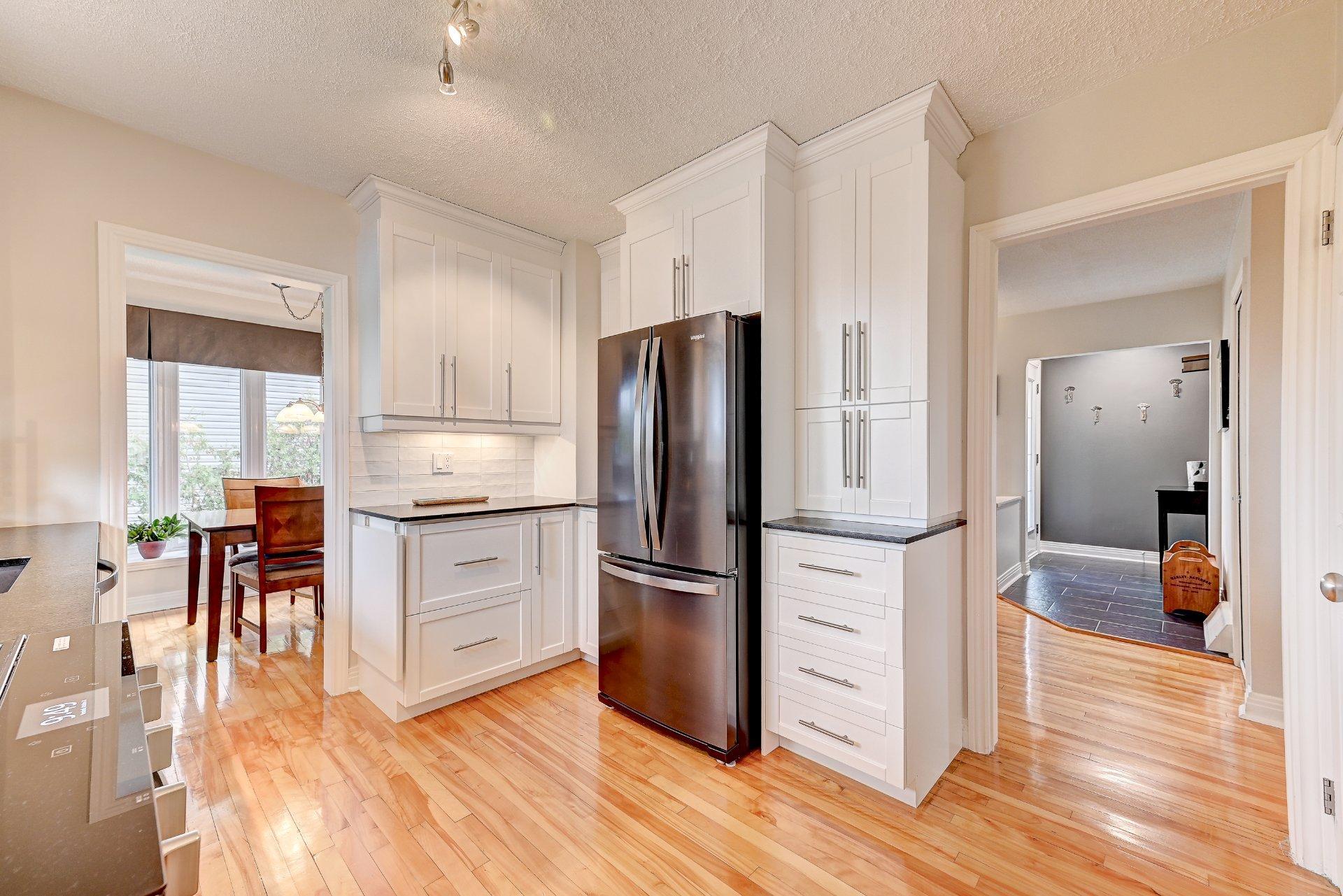 









36


Rue du Collège

,
Delson,




QC
J5B2B7

