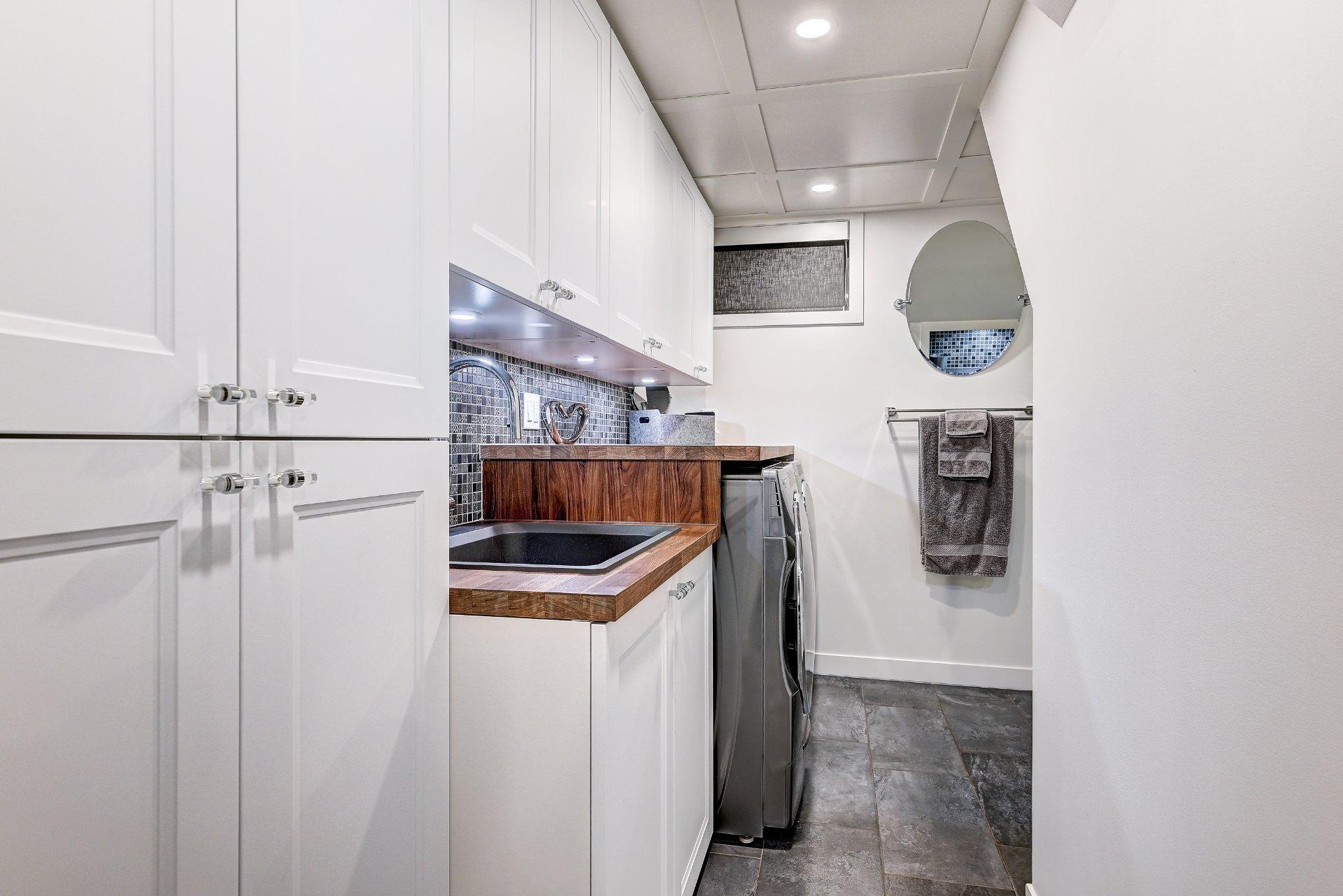 









36


Rue du Collège

,
Delson,




QC
J5B2B7

