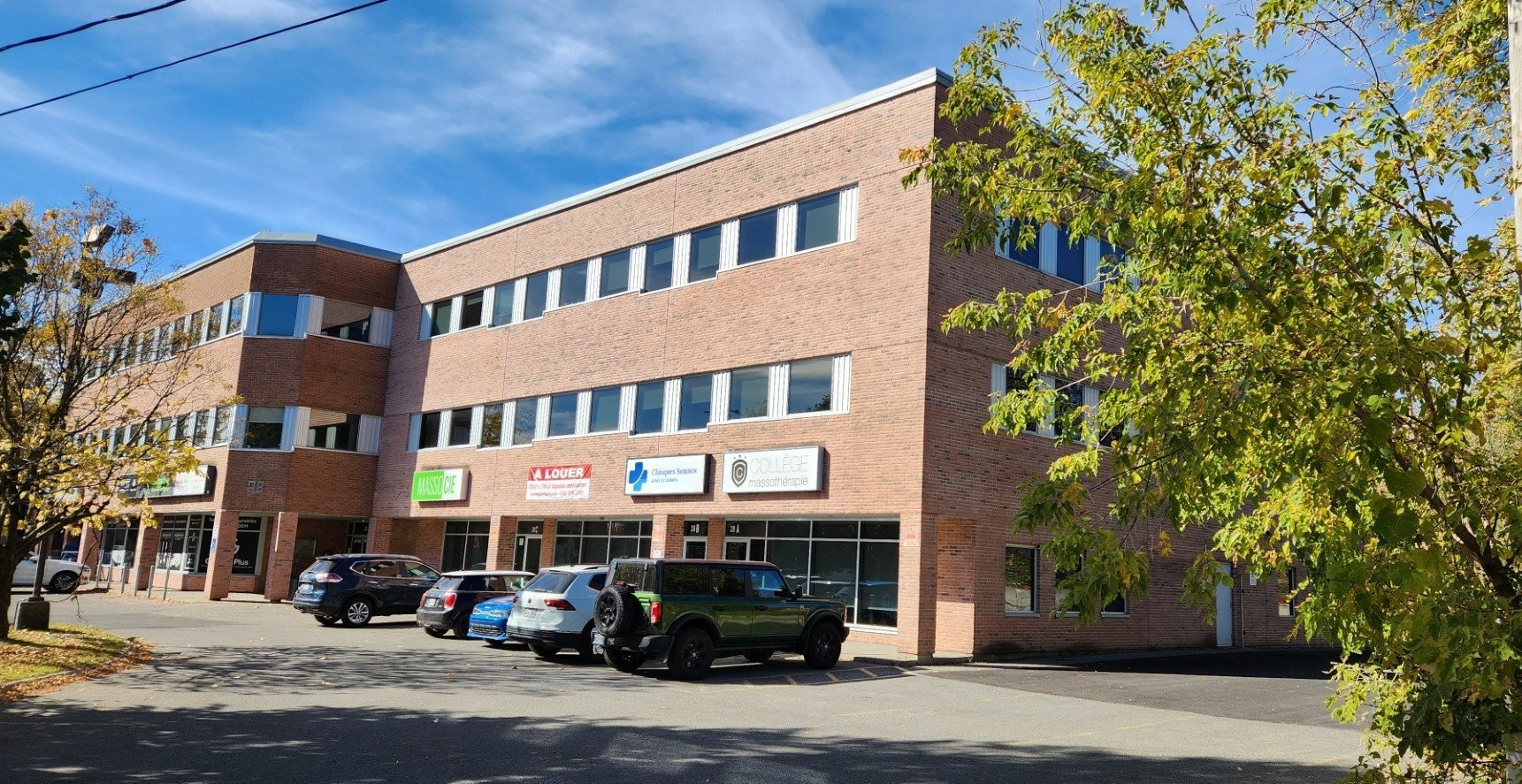 









28


Ch. de la Côte-St-Louis O.

, 104,
Blainville,




QC
J7C1B8

