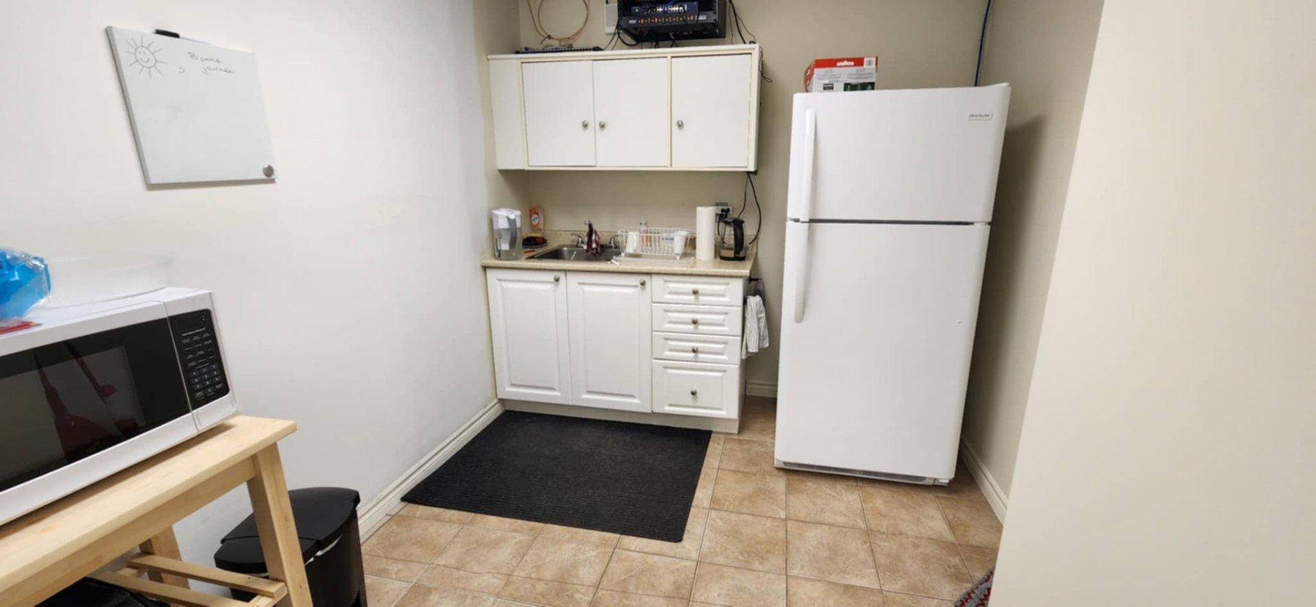 









28


Ch. de la Côte-St-Louis O.

, 104,
Blainville,




QC
J7C1B8

