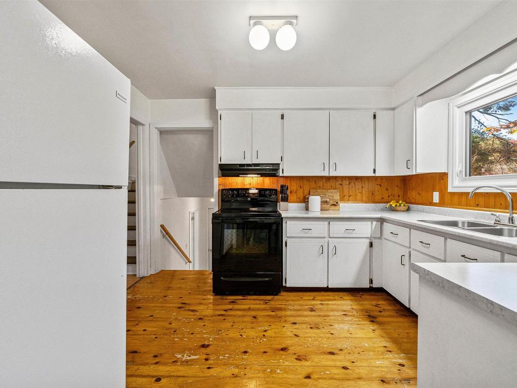 












3 Birchview Drive

,
Halifax,




NS
B3P 1G3

