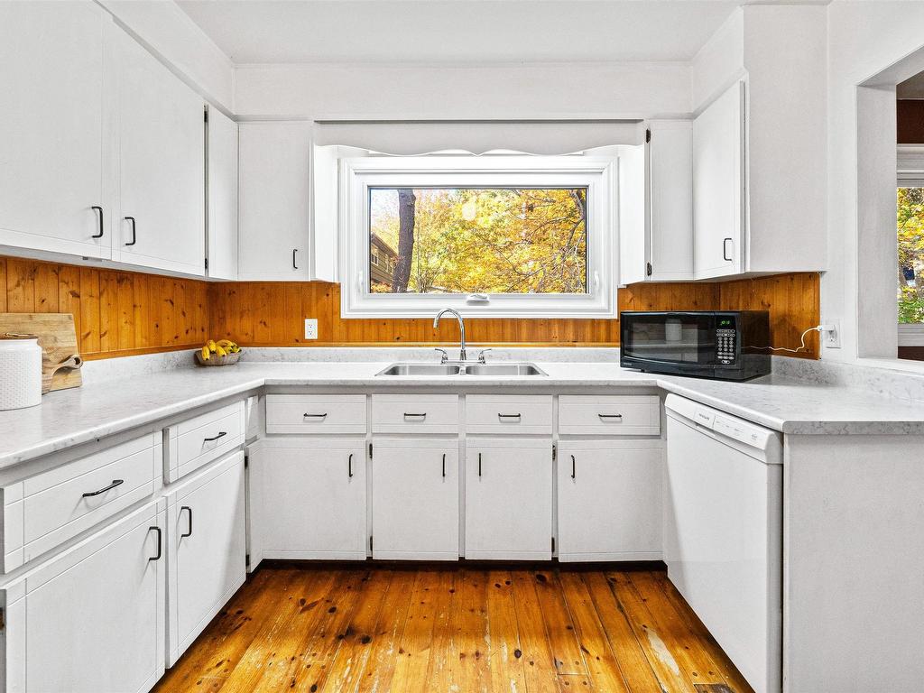 












3 Birchview Drive

,
Halifax,




NS
B3P 1G3

