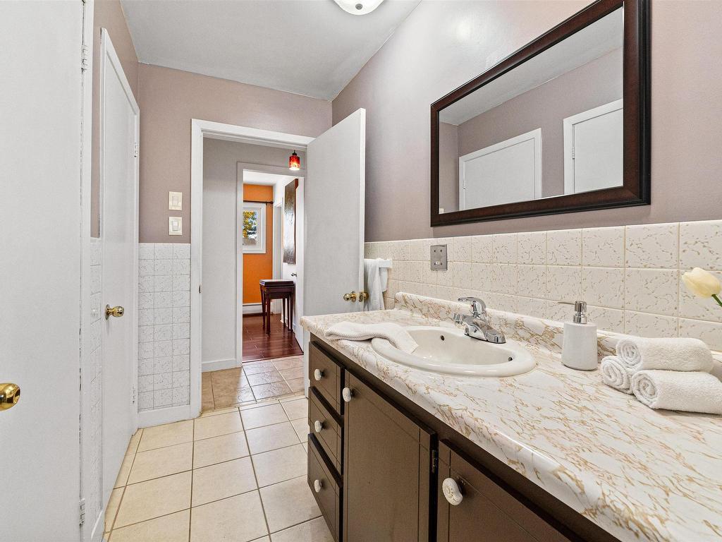 












3 Birchview Drive

,
Halifax,




NS
B3P 1G3

