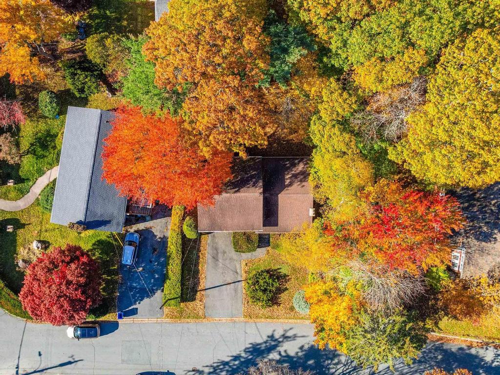 












3 Birchview Drive

,
Halifax,




NS
B3P 1G3

