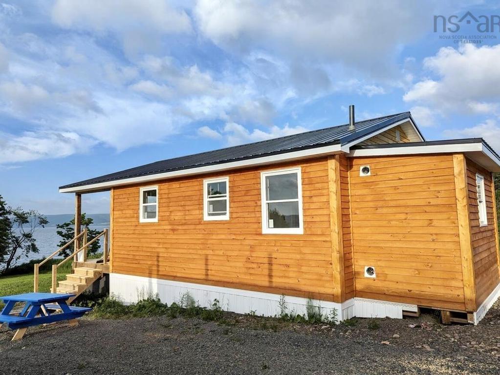 












1543 West Lake Ainslie

,
West Lake Ainslie,




NS
B0E 1N0

