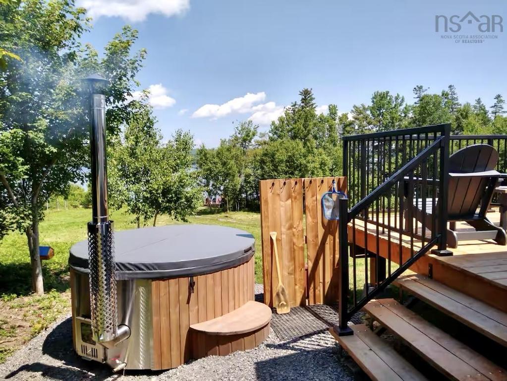 












1543 West Lake Ainslie

,
West Lake Ainslie,




NS
B0E 1N0

