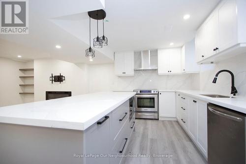 
															
													
													
													6 WESTACOTT CRESCENT
													
												
												Ajax (Northwest Ajax),
												Ontario 