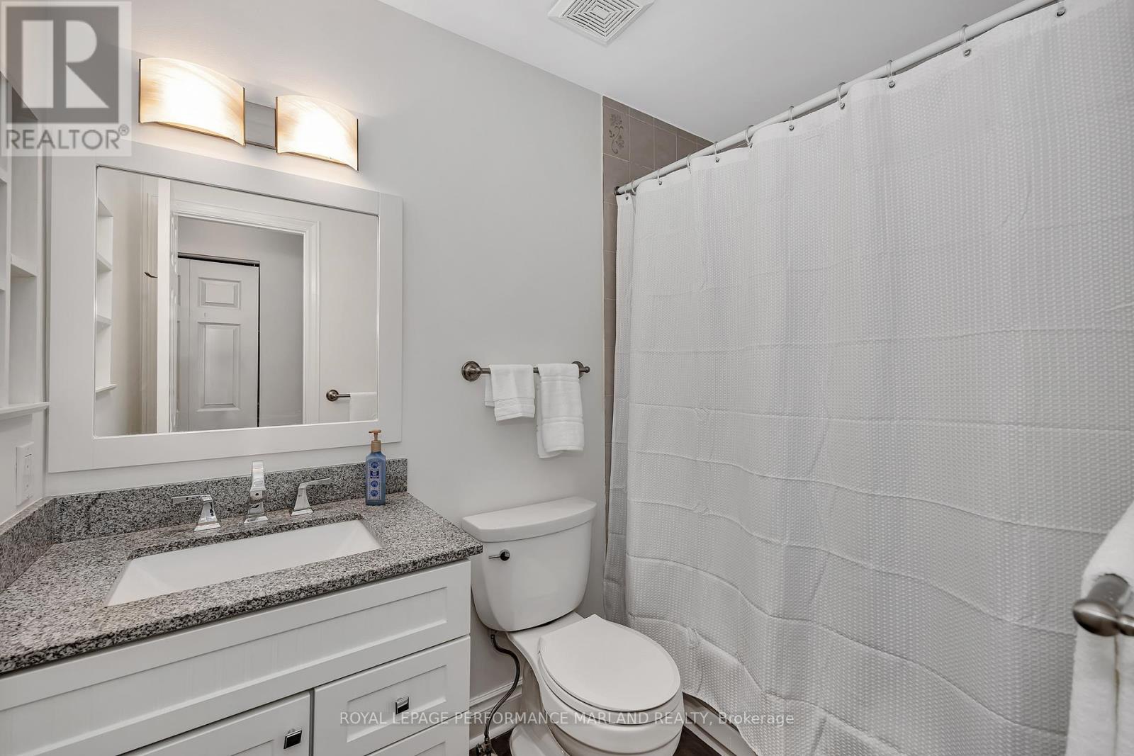 












44 ASHPARK CRESCENT

,
Ottawa,




Ontario
K1T3N8

