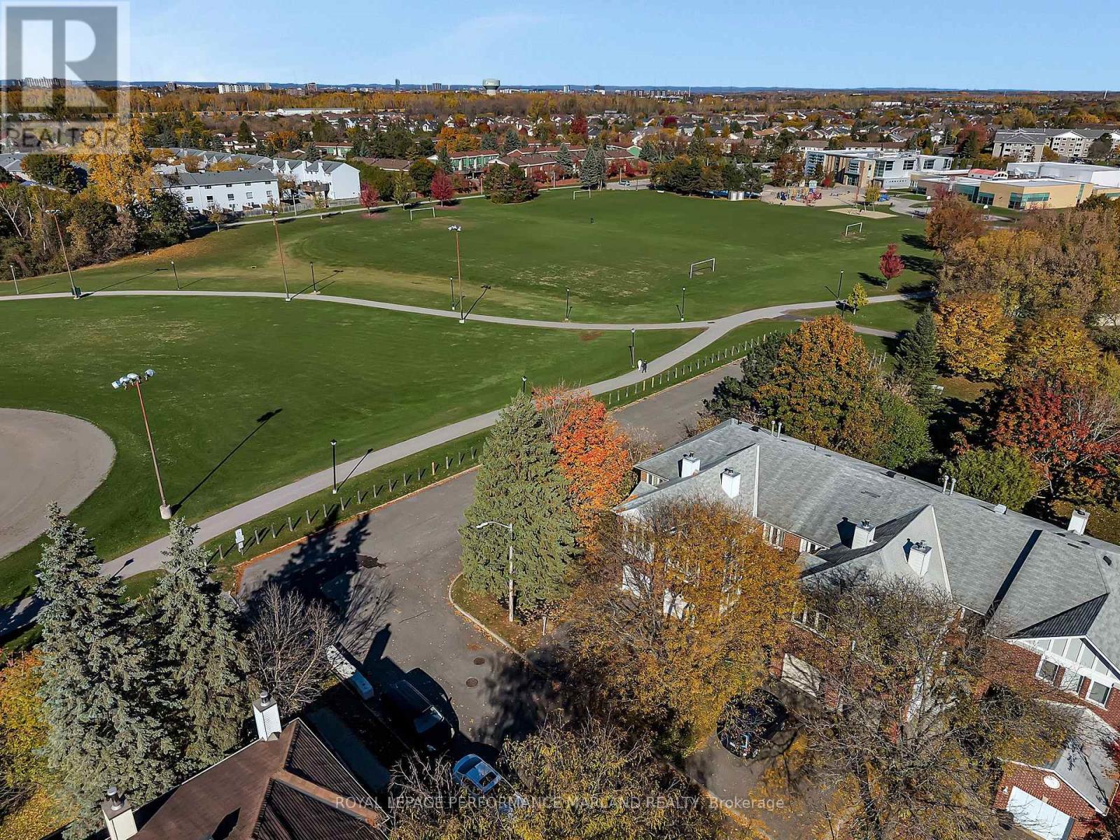 












44 ASHPARK CRESCENT

,
Ottawa,




Ontario
K1T3N8

