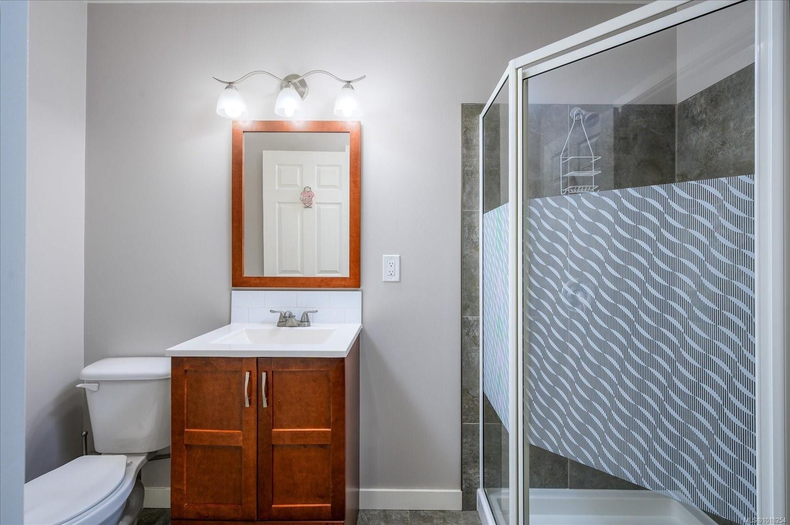 









6891


Harwood

Dr,
Lantzville,




BC
V0R 2H0

