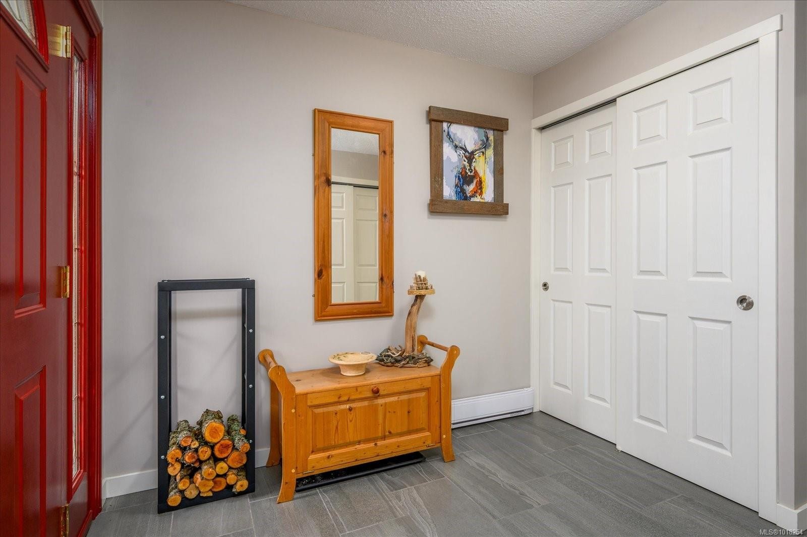 









6891


Harwood

Dr,
Lantzville,




BC
V0R 2H0

